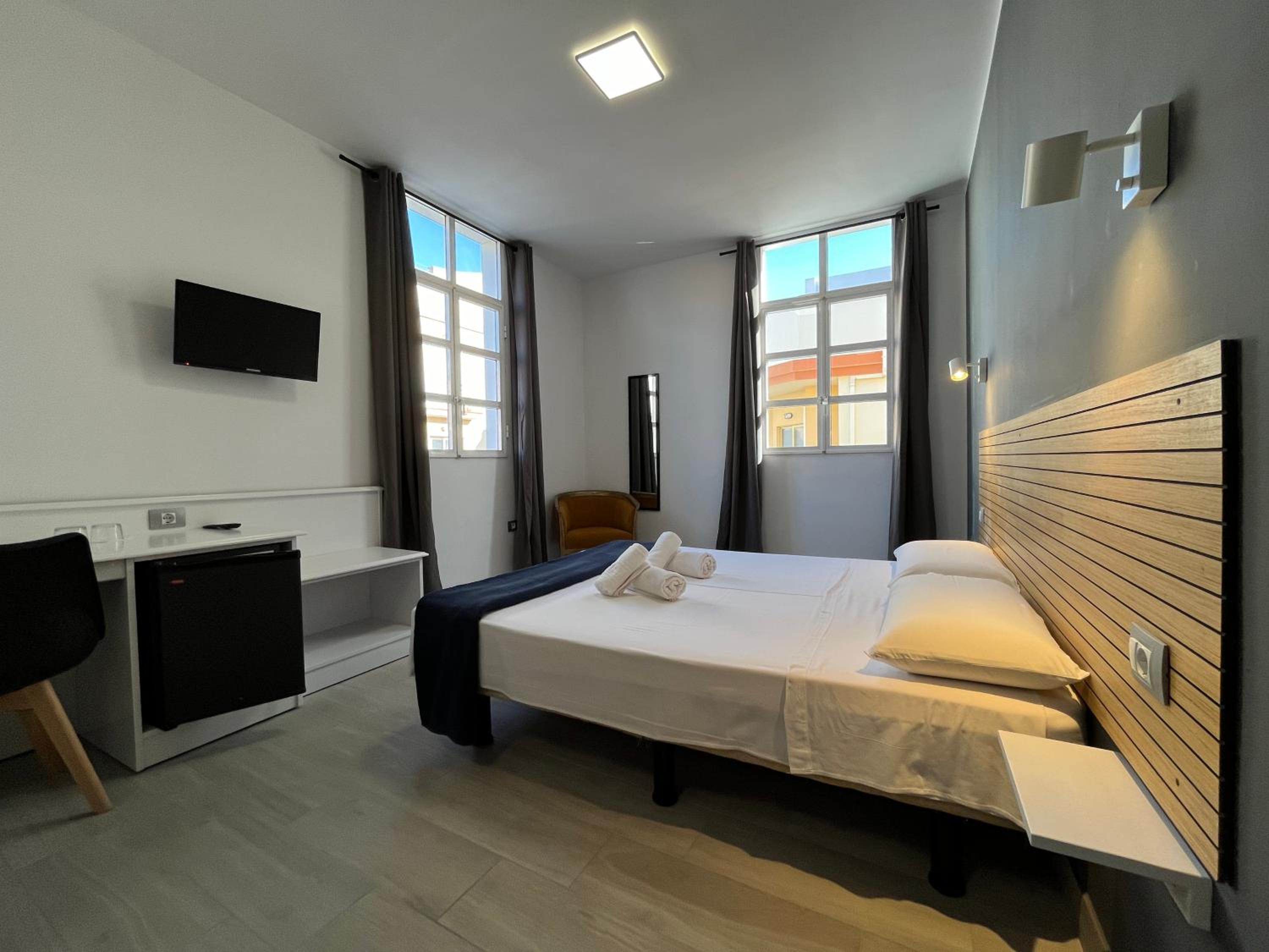 Habitación Doble con Baño Privado