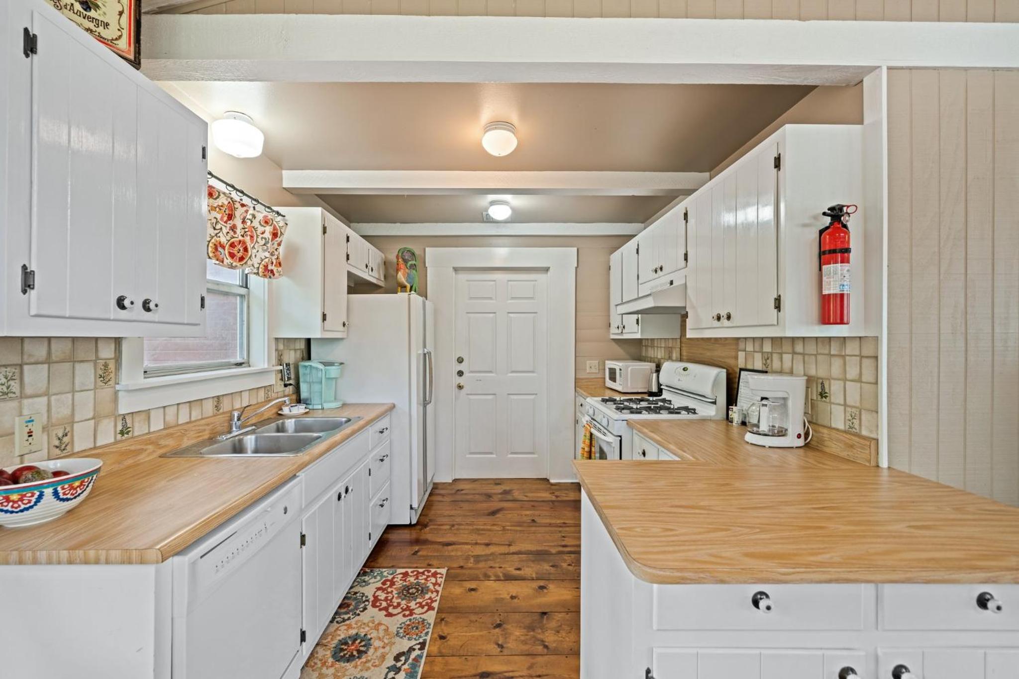 Vacation Home - Photo 6