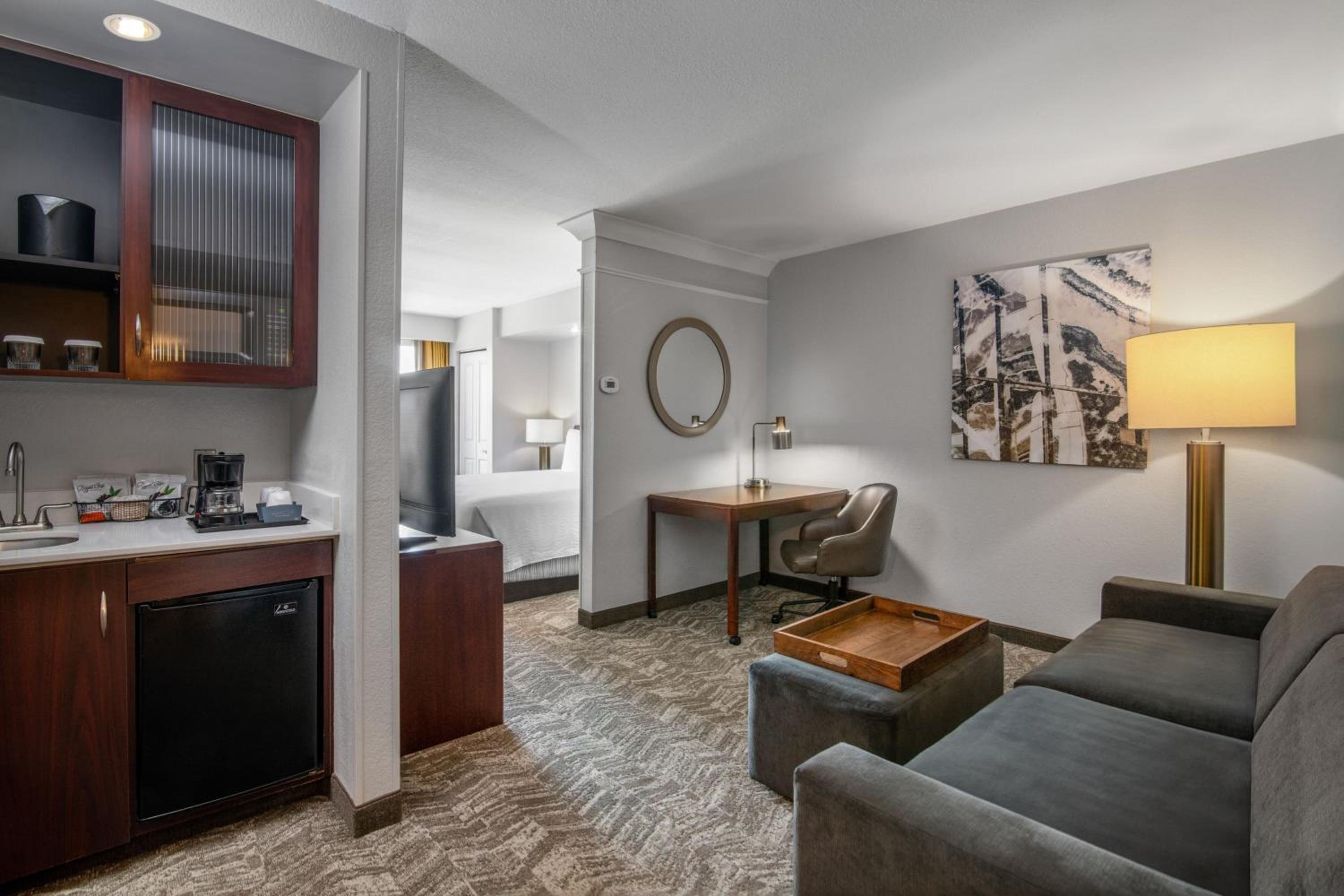 King Suite with Sofa Bed - Photo 7