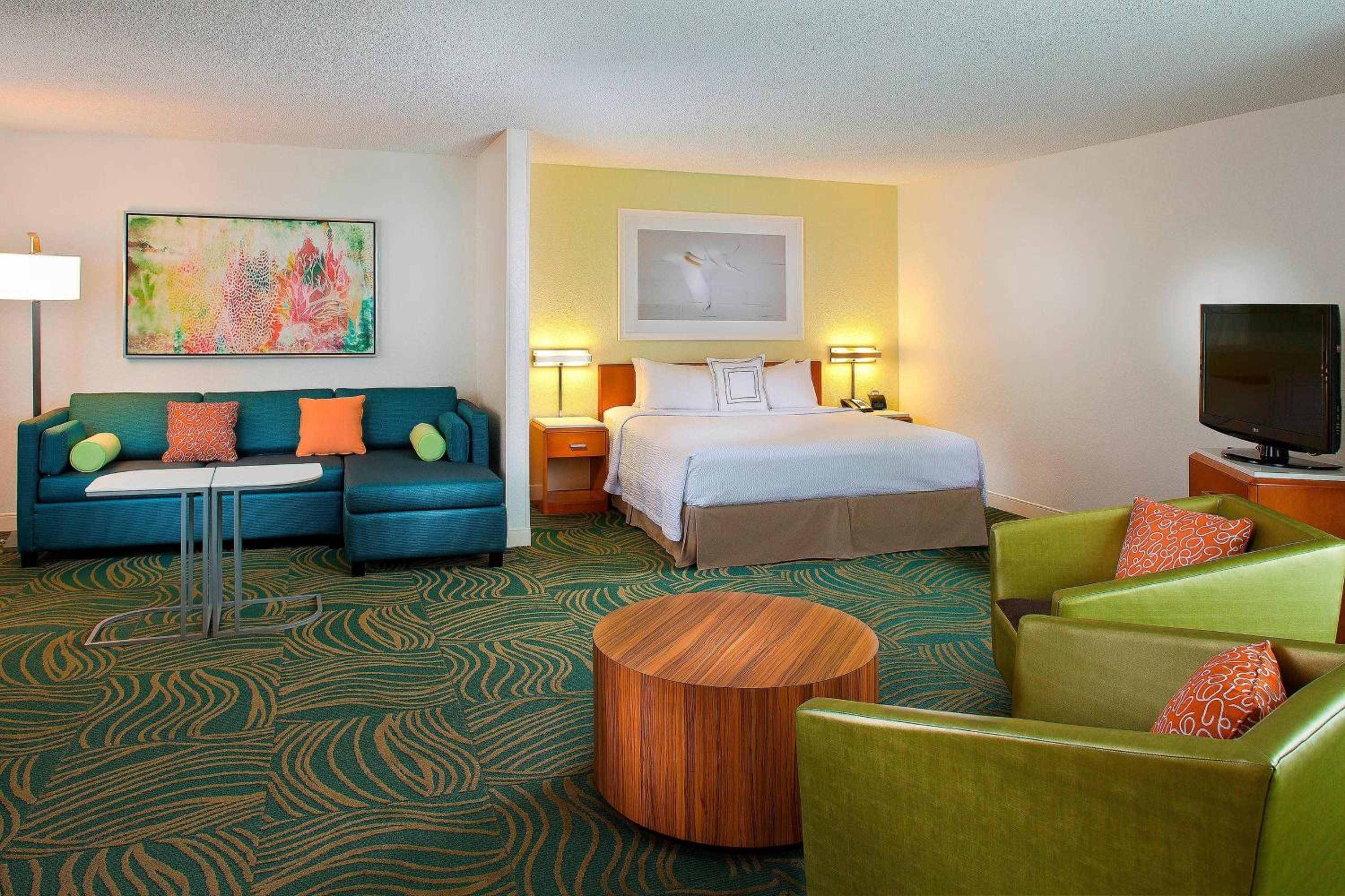 Corner King Room with Sofa Bed