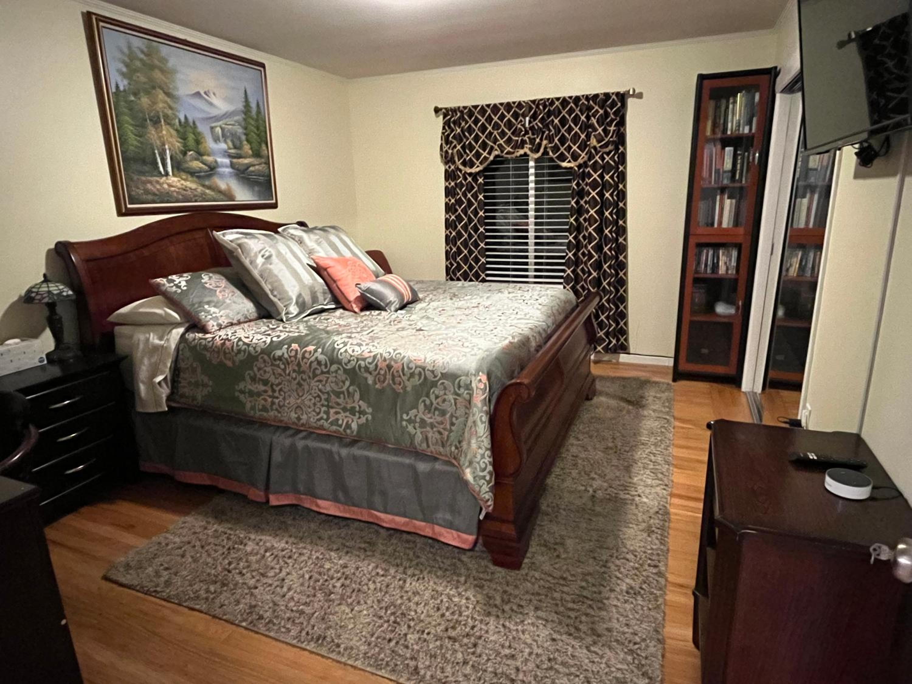 Two-Bedroom House photo 3