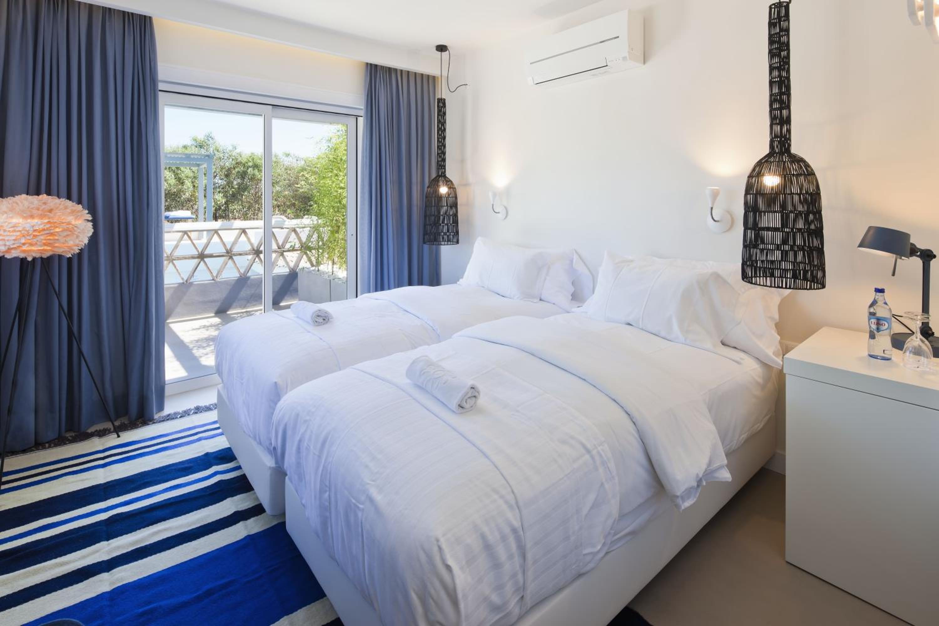 Deluxe Double or Twin Room - Photo 8