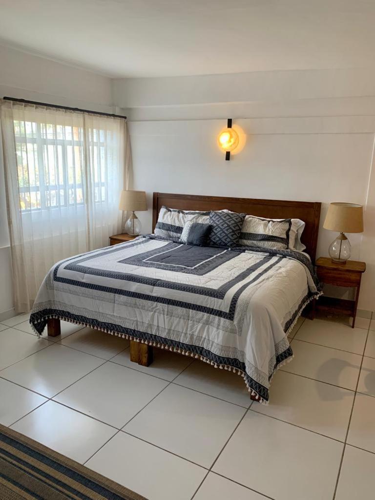 Studio Apartment photo 1