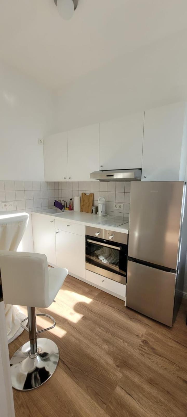 One-Bedroom Apartment photo 3