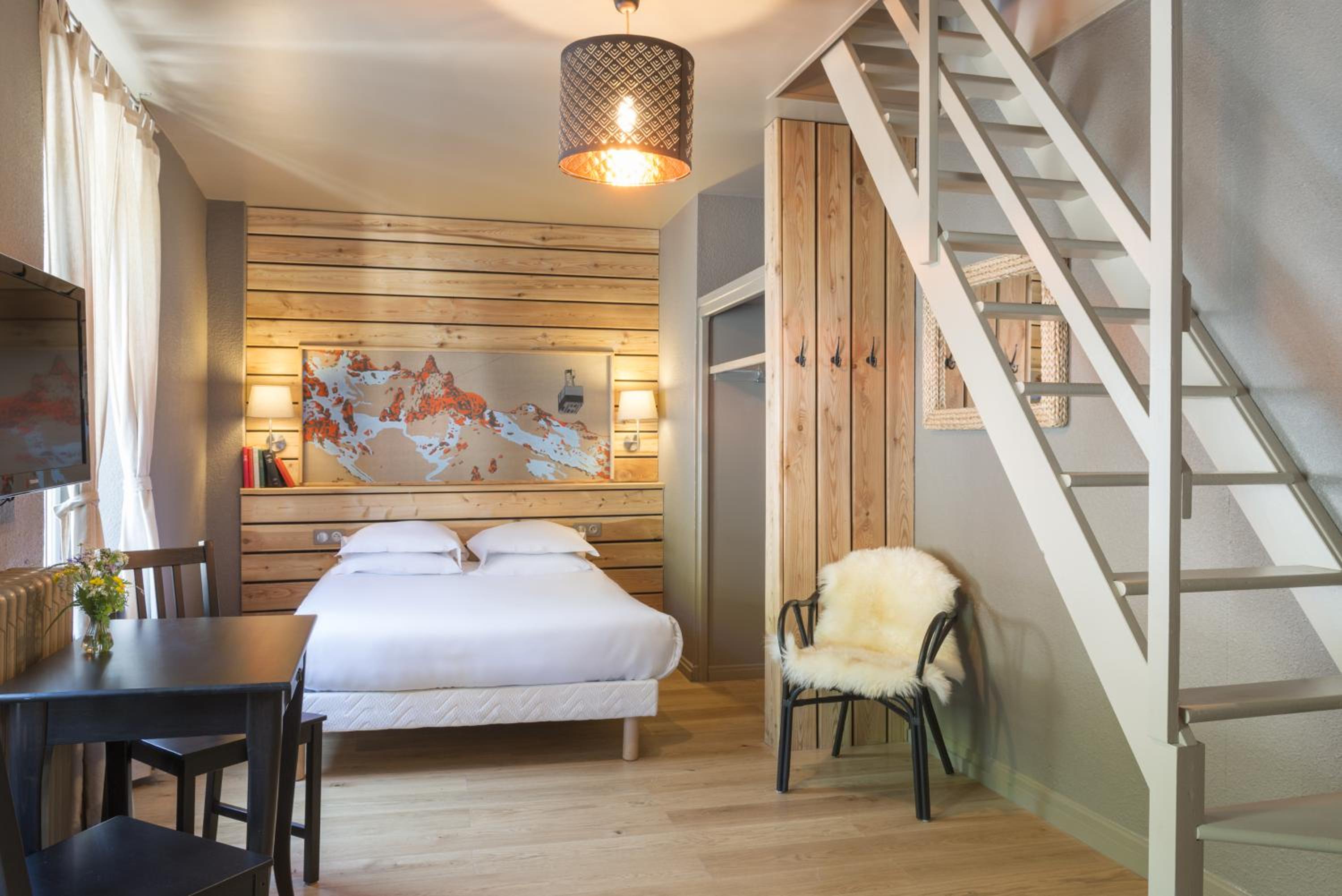 Duplex Room (4 People) - Photo 1