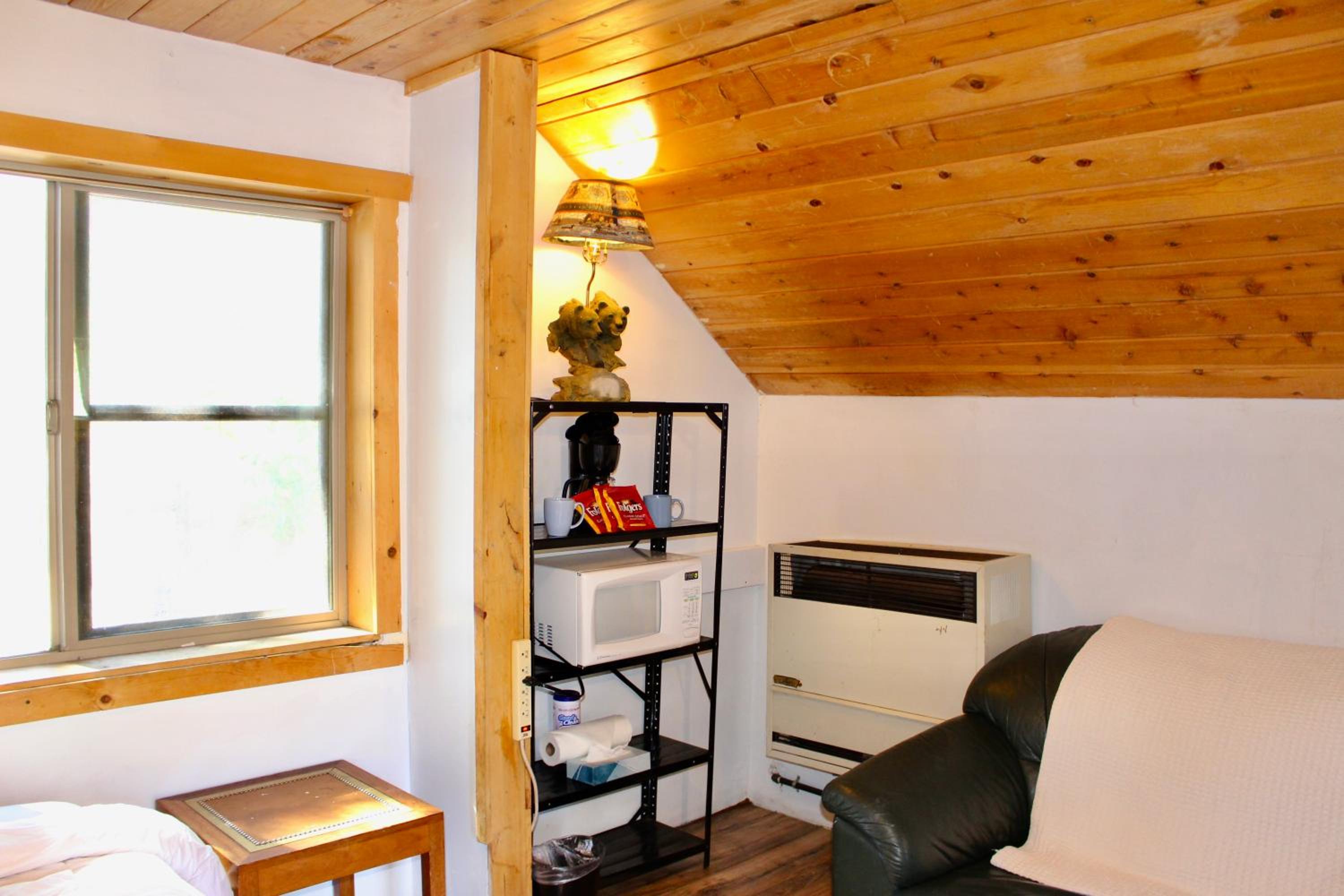 One-Bedroom House photo 1