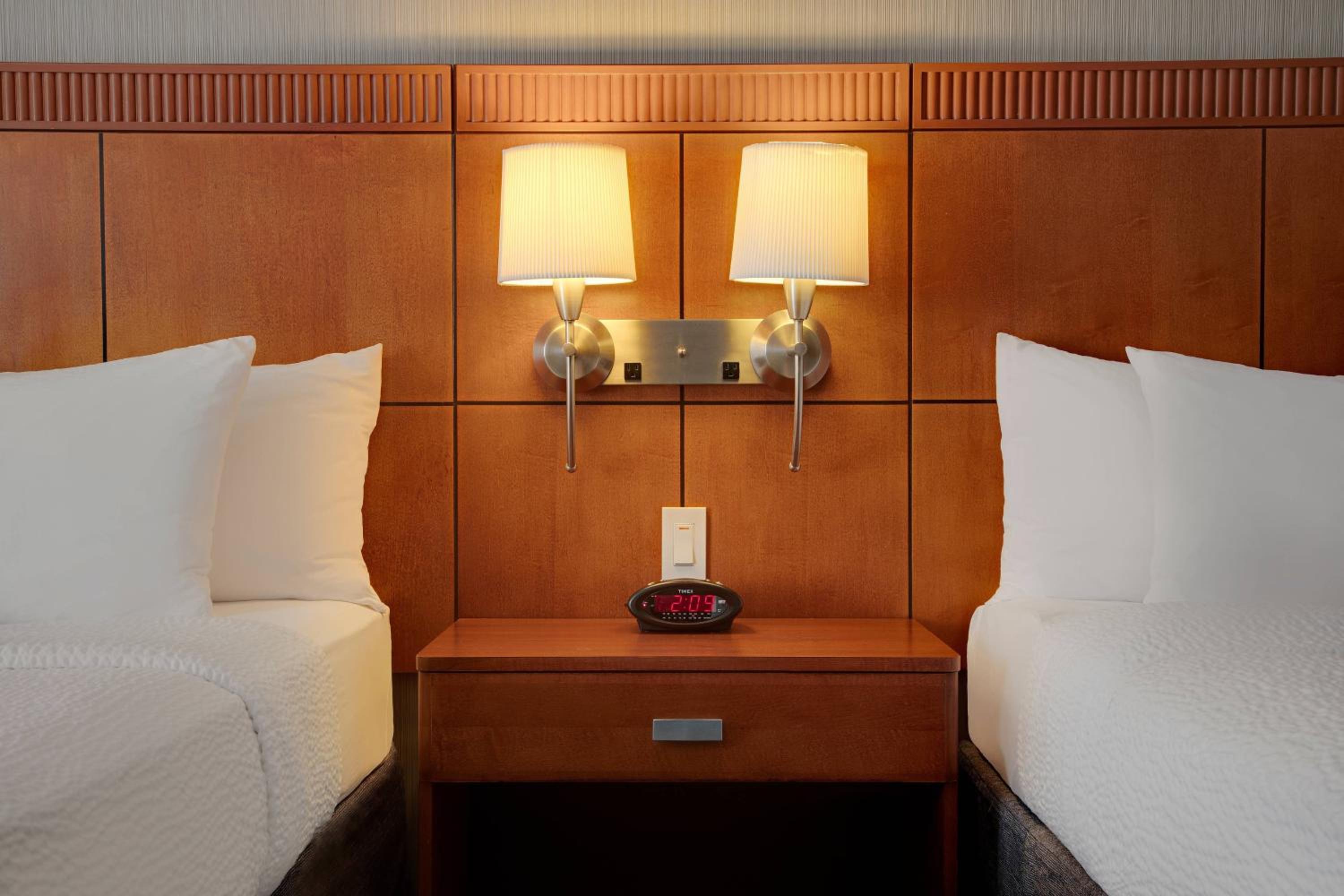 Queen Room with Two Queen Beds - Photo 1