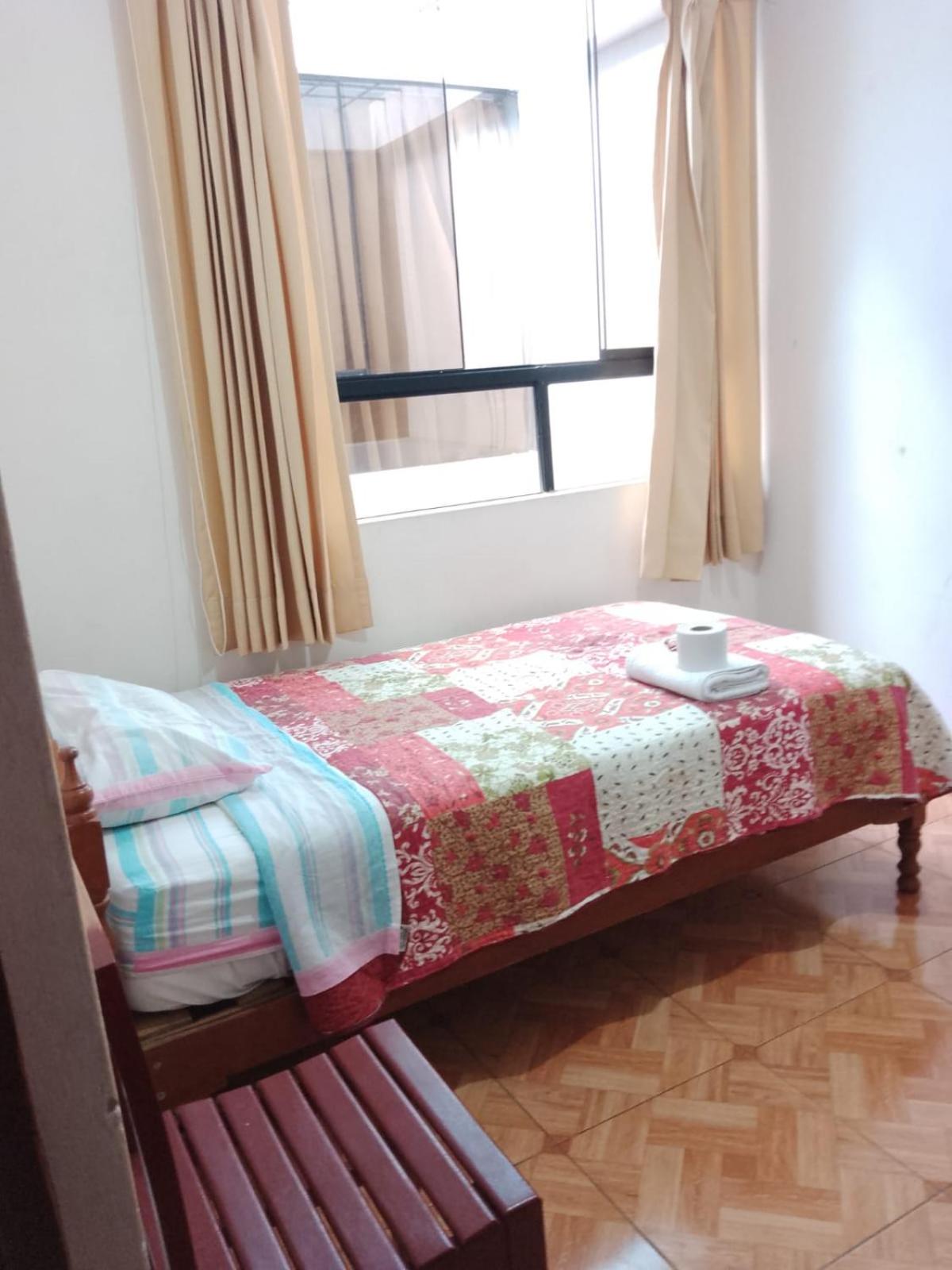 Single Room with Private External Bathroom photo 3