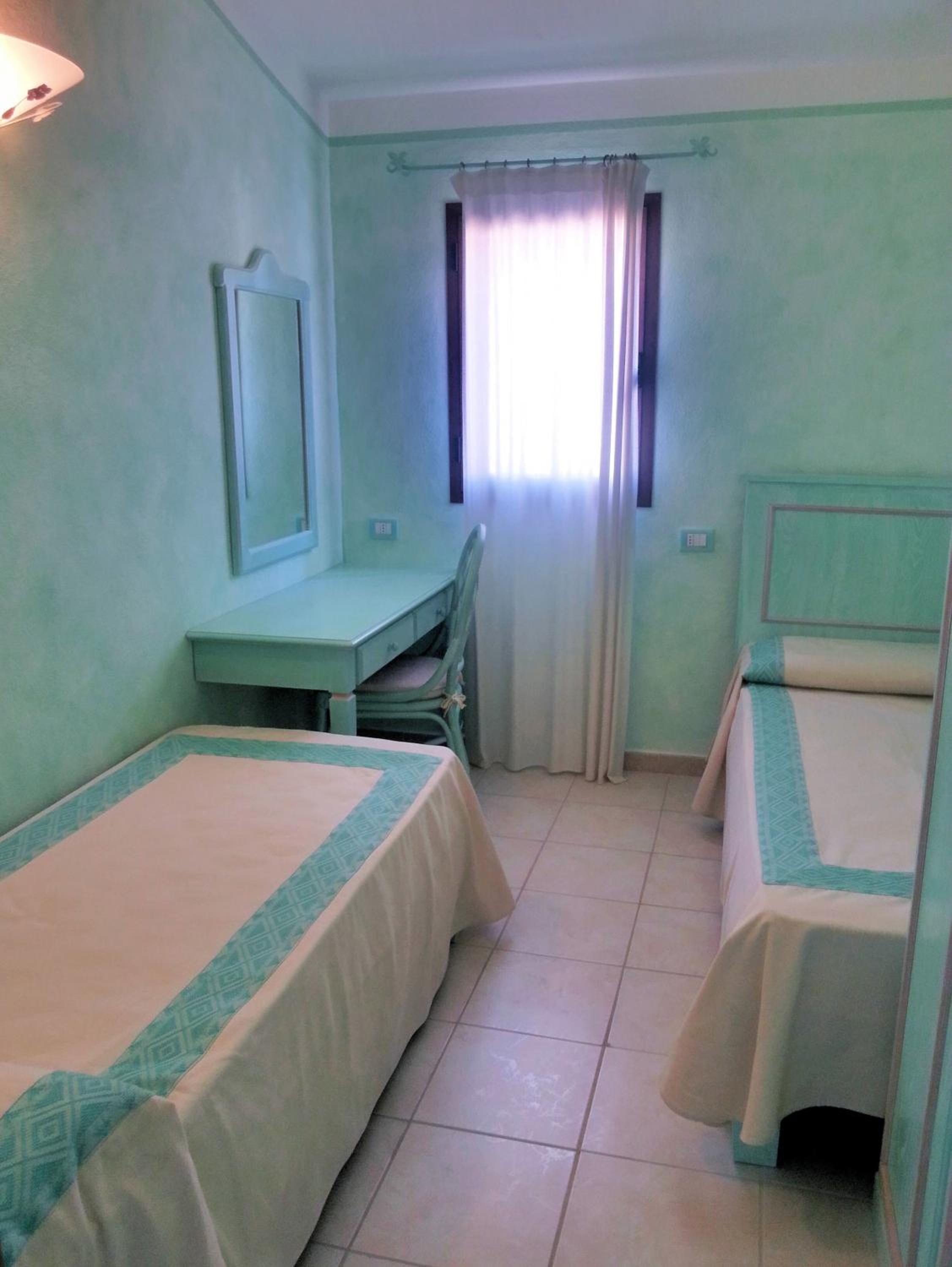 Two-Bedroom Apartment with Balcony