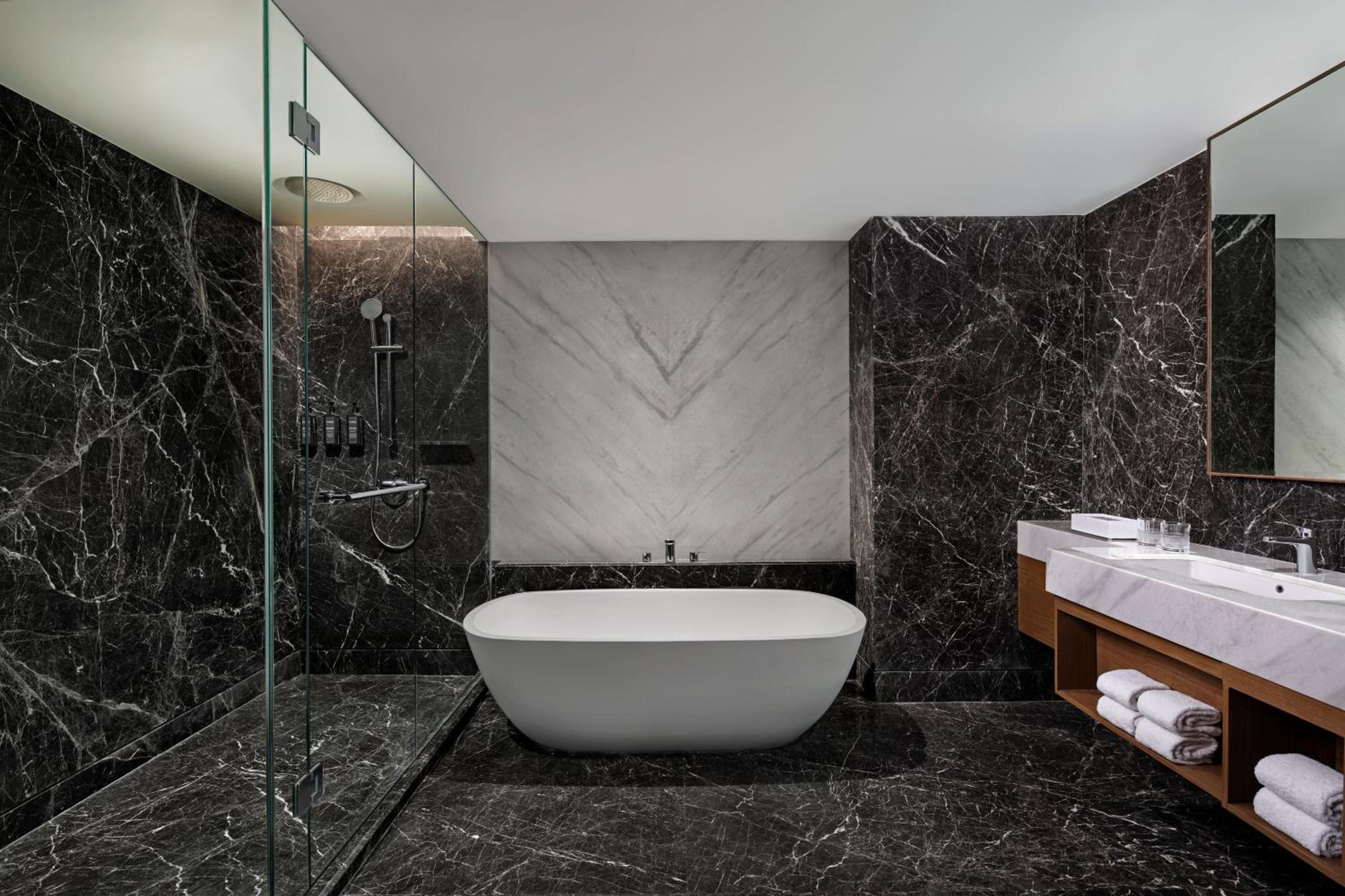 Royal Suite - Photo 5