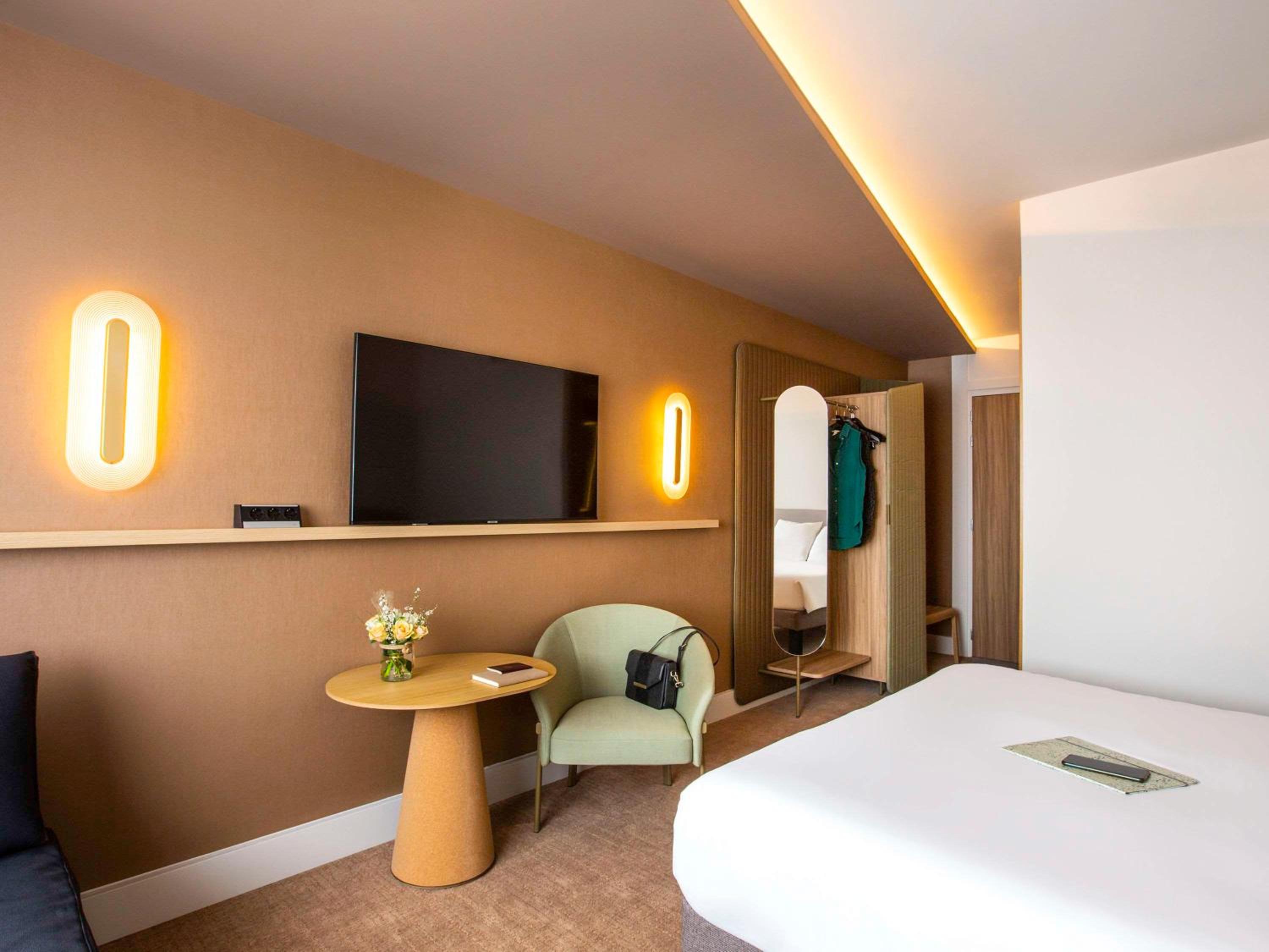 Superior Room with 1 Double Bed and 1 Sofa Bed - Photo 3