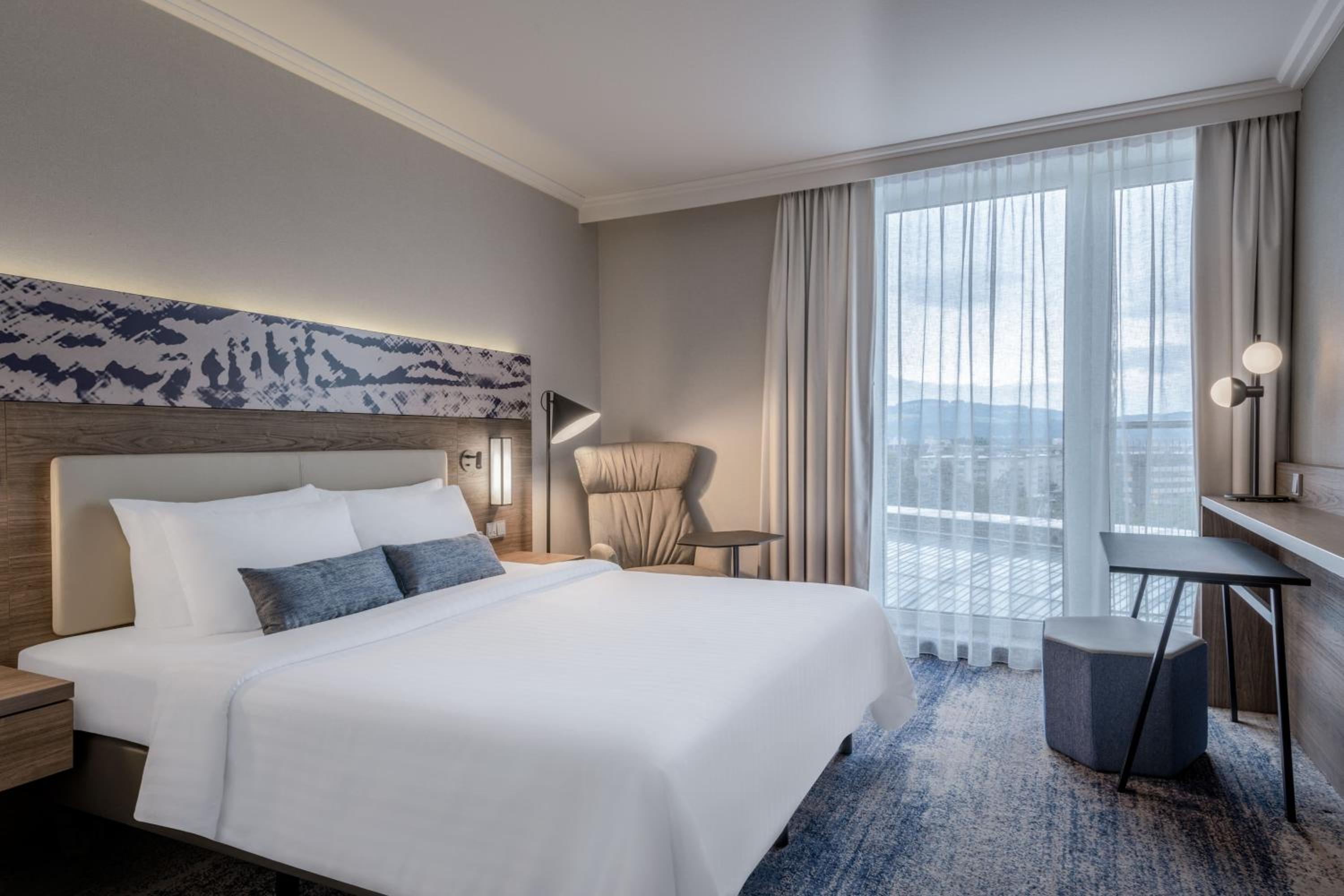 Superior Room, 1 King Bed - Photo 1