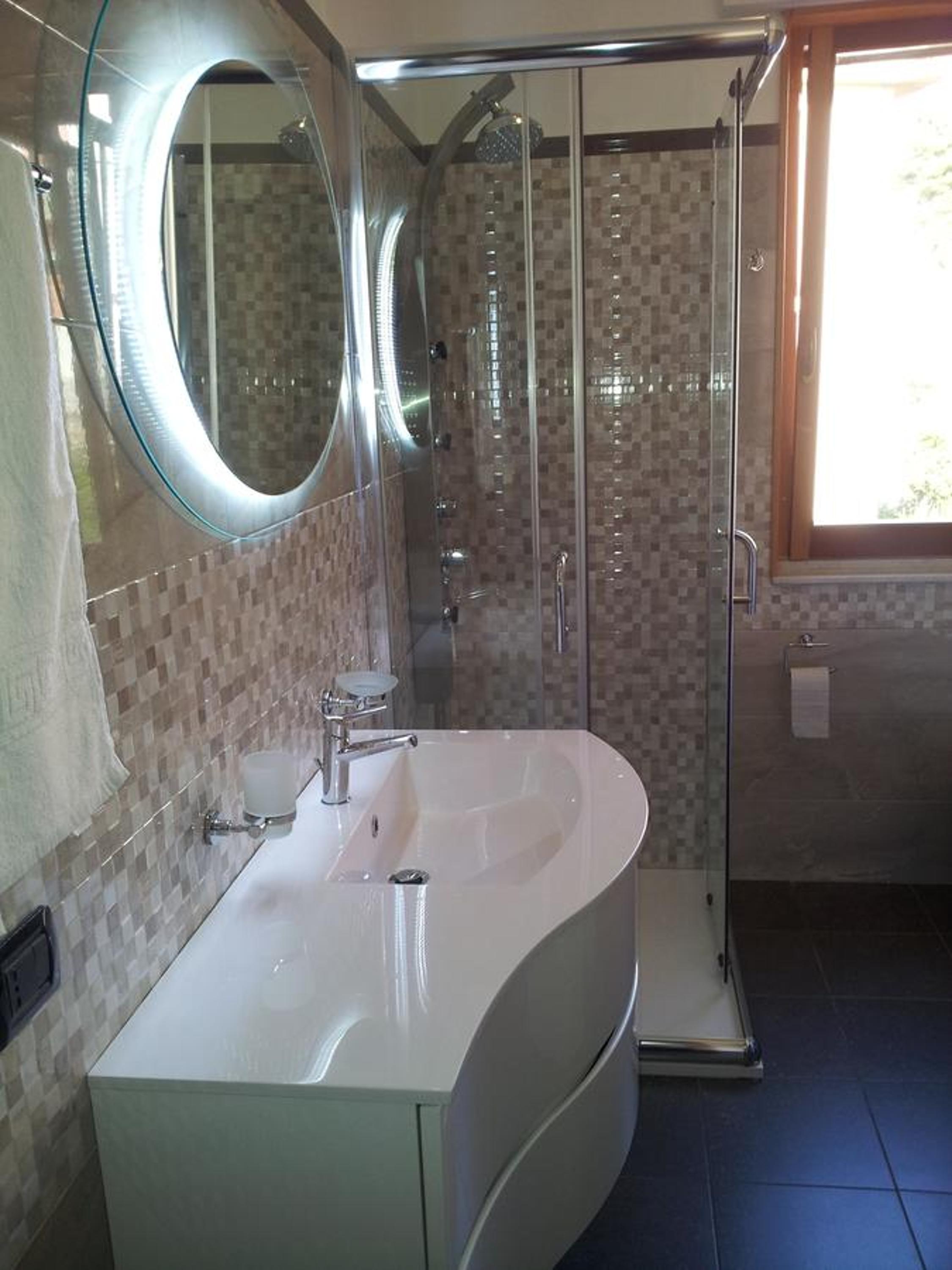 Two-Bedroom Apartment with Terrace - Photo 23