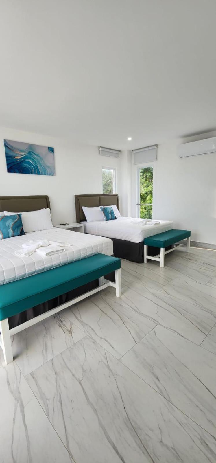 Double Room with Private Bathroom photo 2