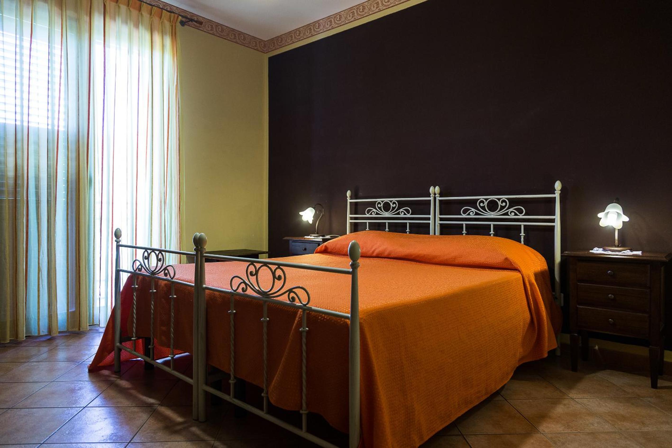 Double or Twin Room with Bathroom