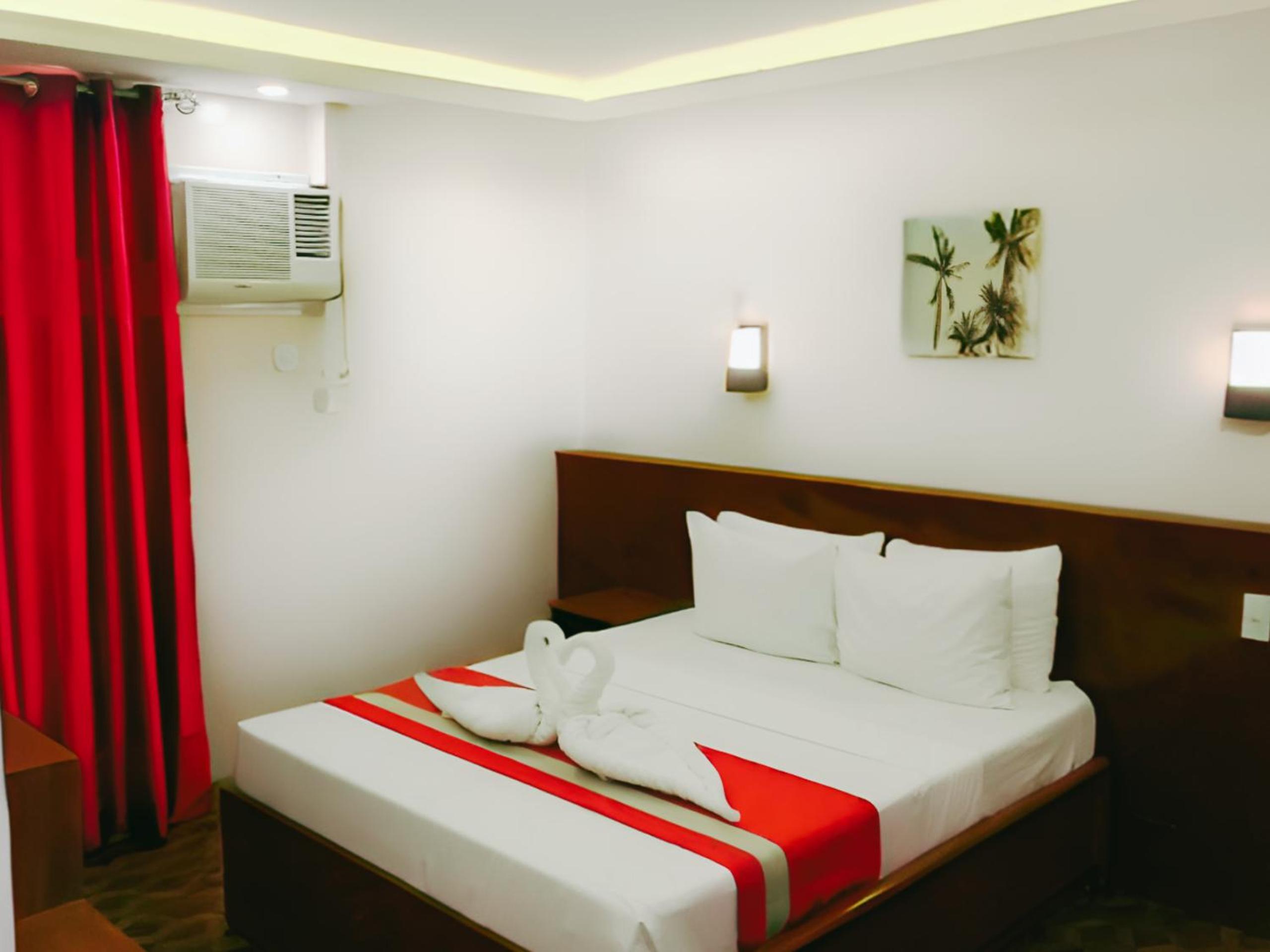 Deluxe Room - Photo 7