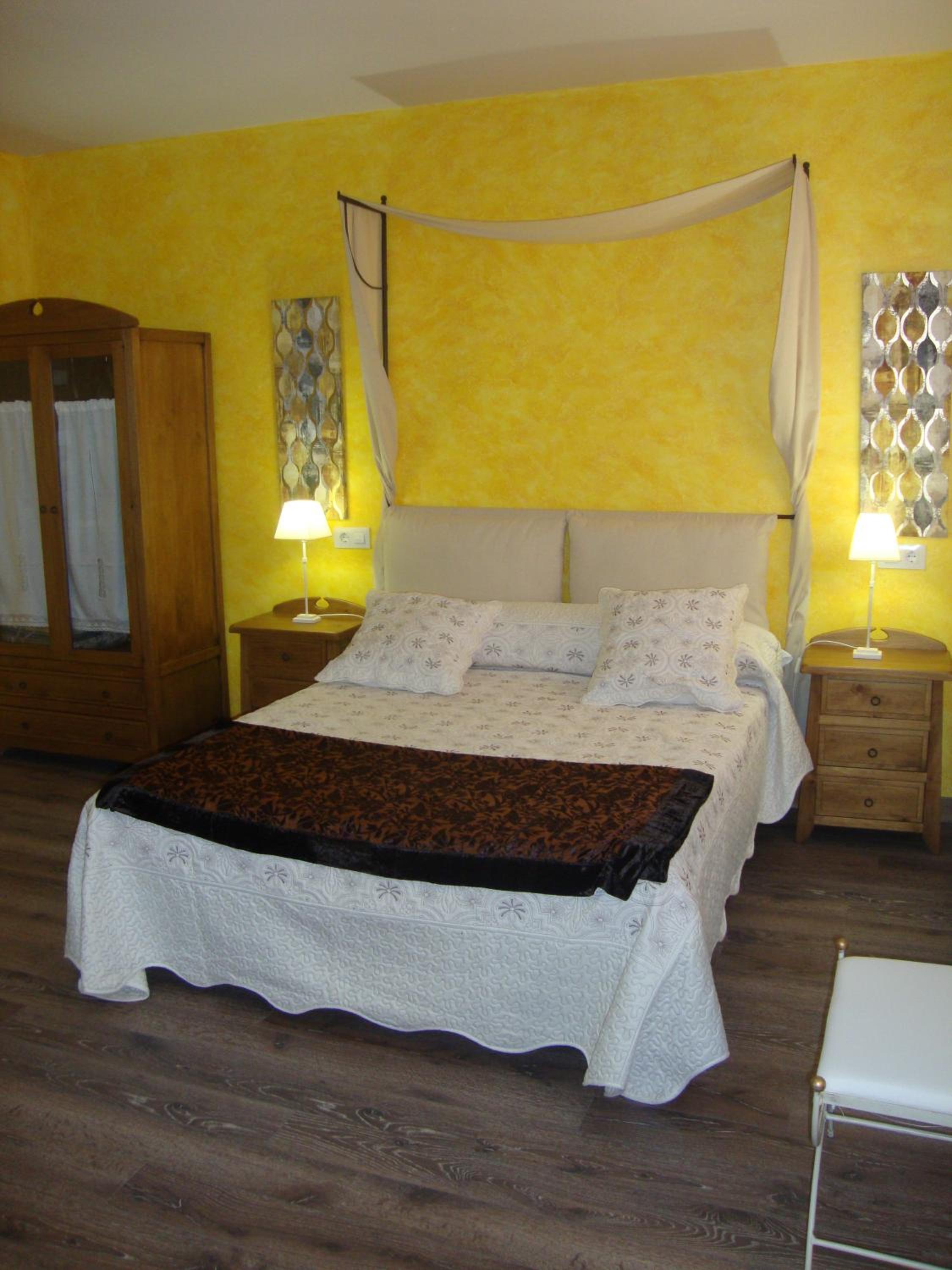 One Bedroom Apartment - Margarita - Photo 2