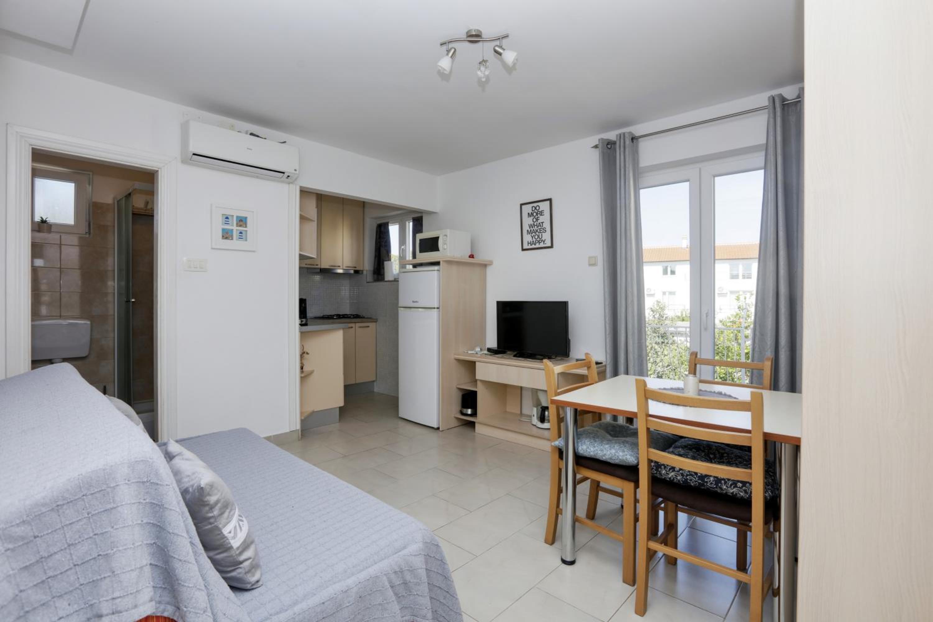 One-Bedroom Apartment with Terrace
