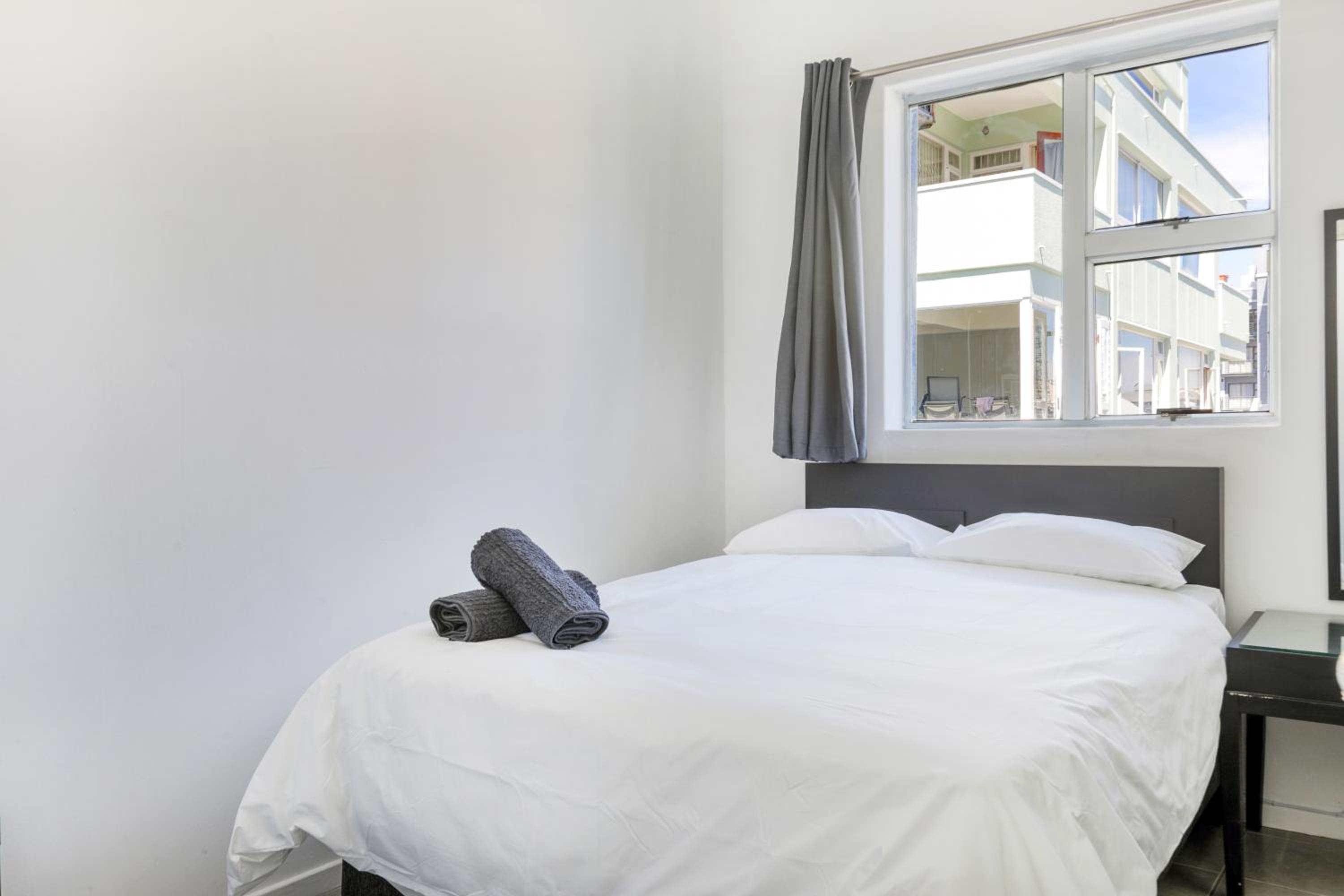 Double Room - Photo 4
