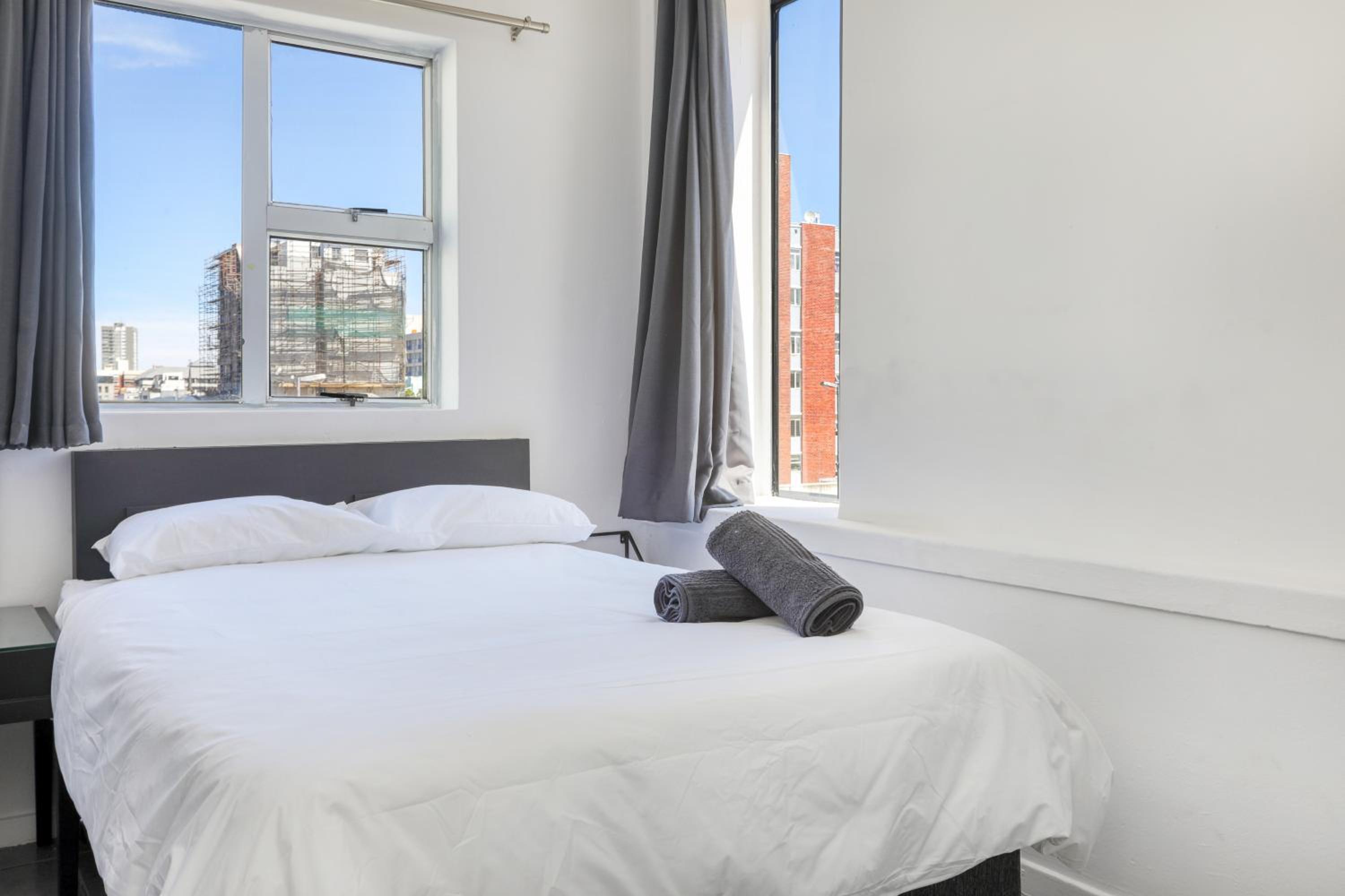 Double Room - Photo 12