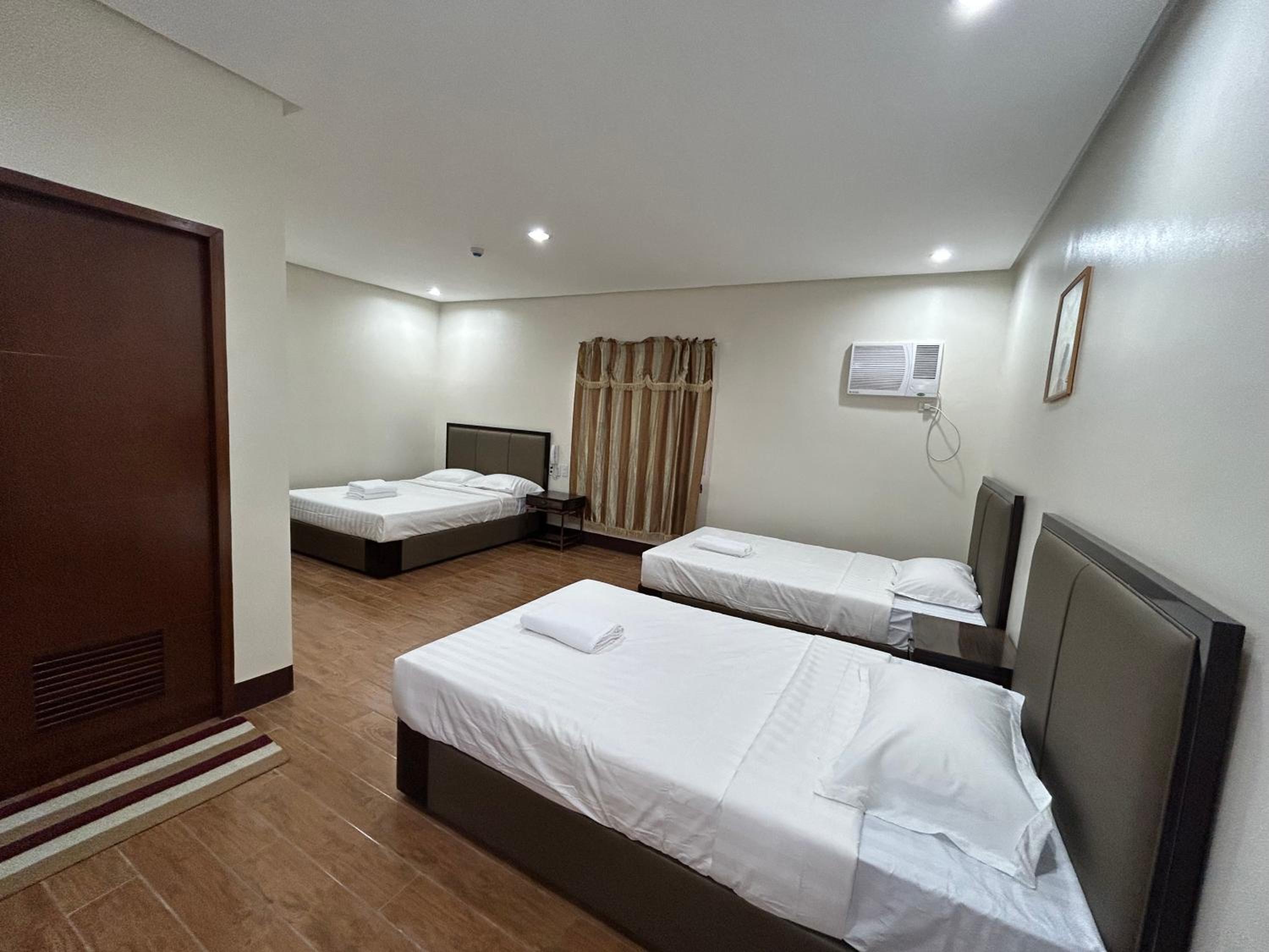 Family Suite - Photo 3