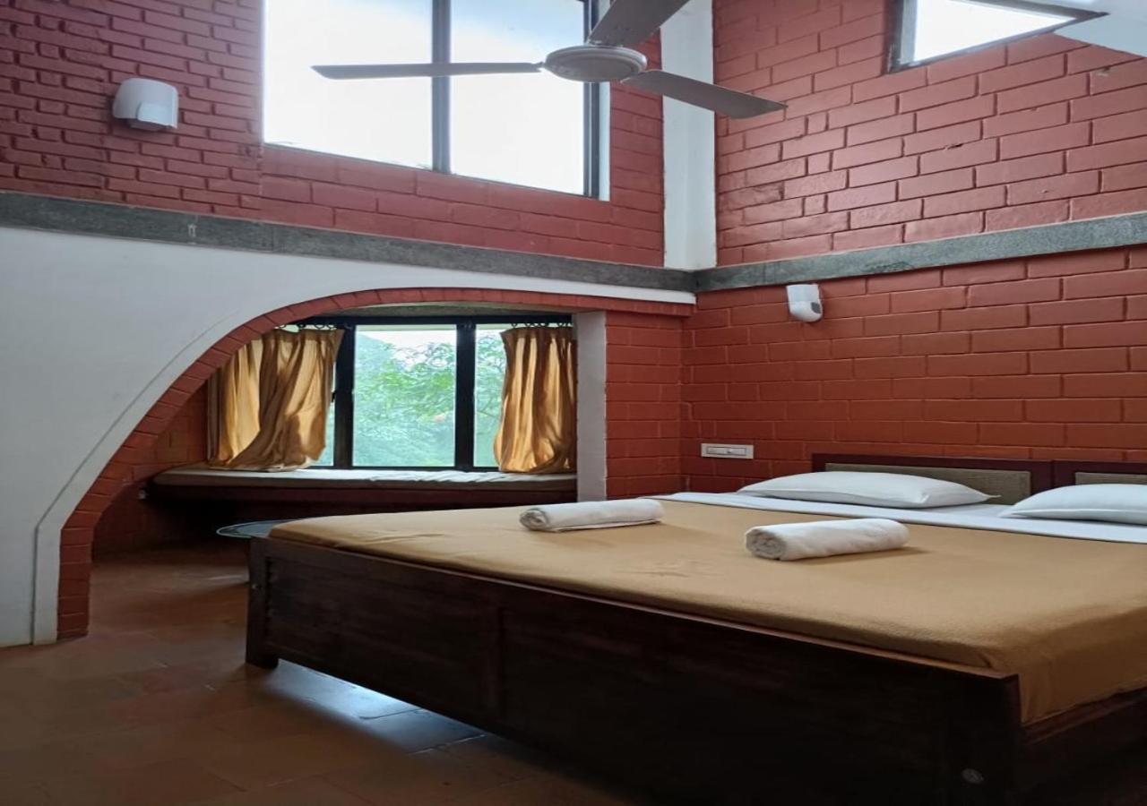 Two-Bedroom House photo 3