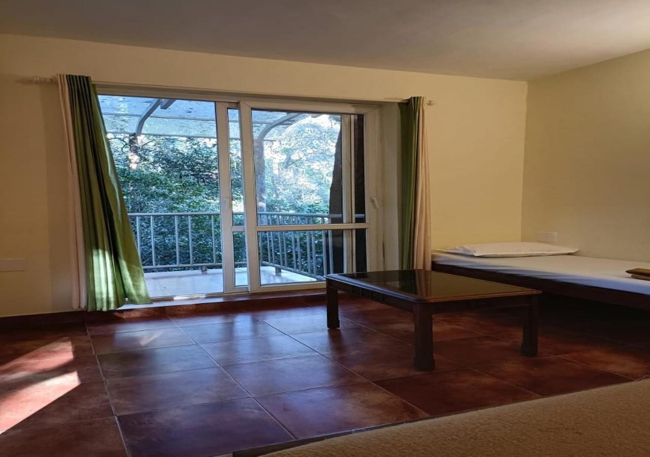 One-Bedroom House photo 1