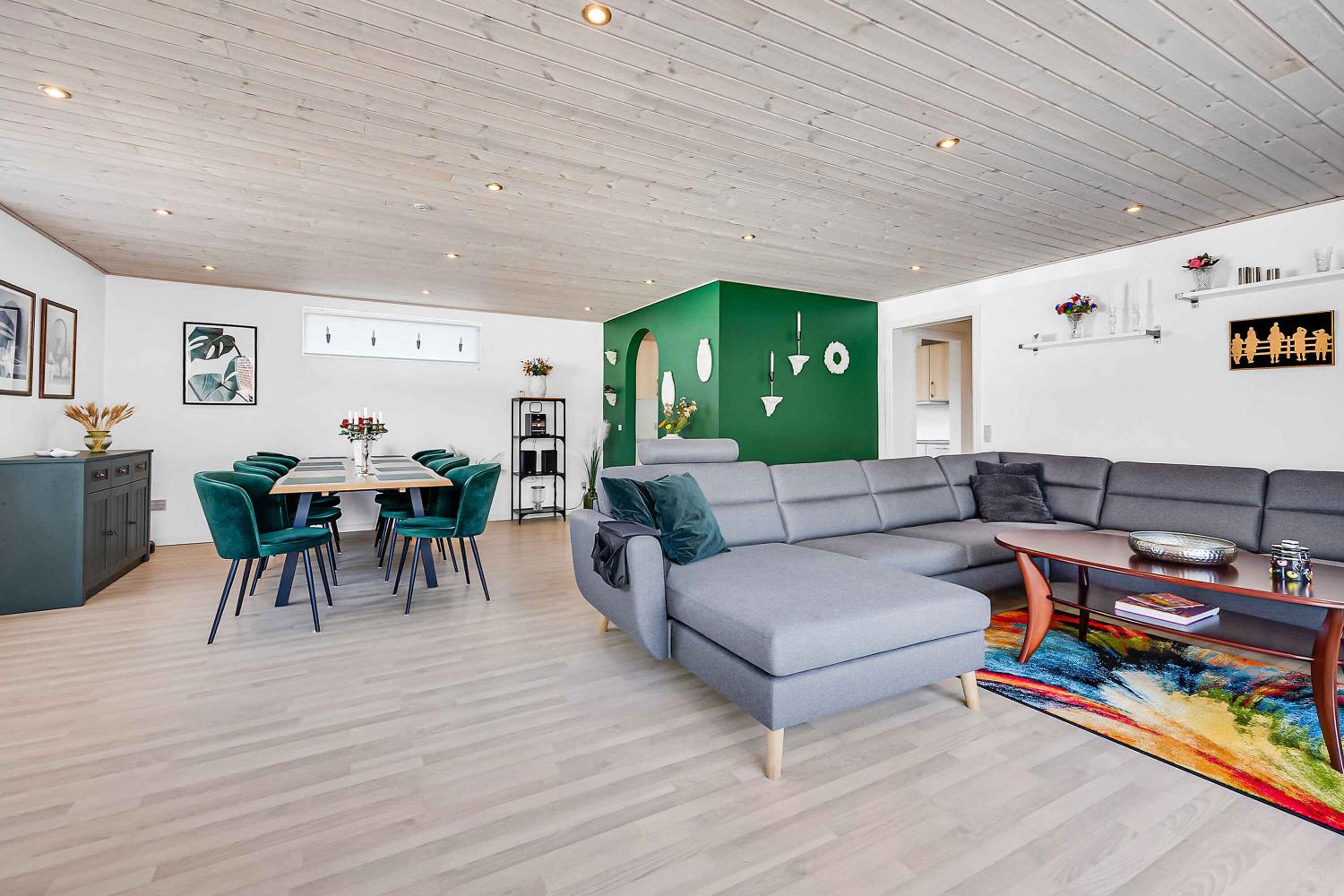 Three-Bedroom Villa photo 1