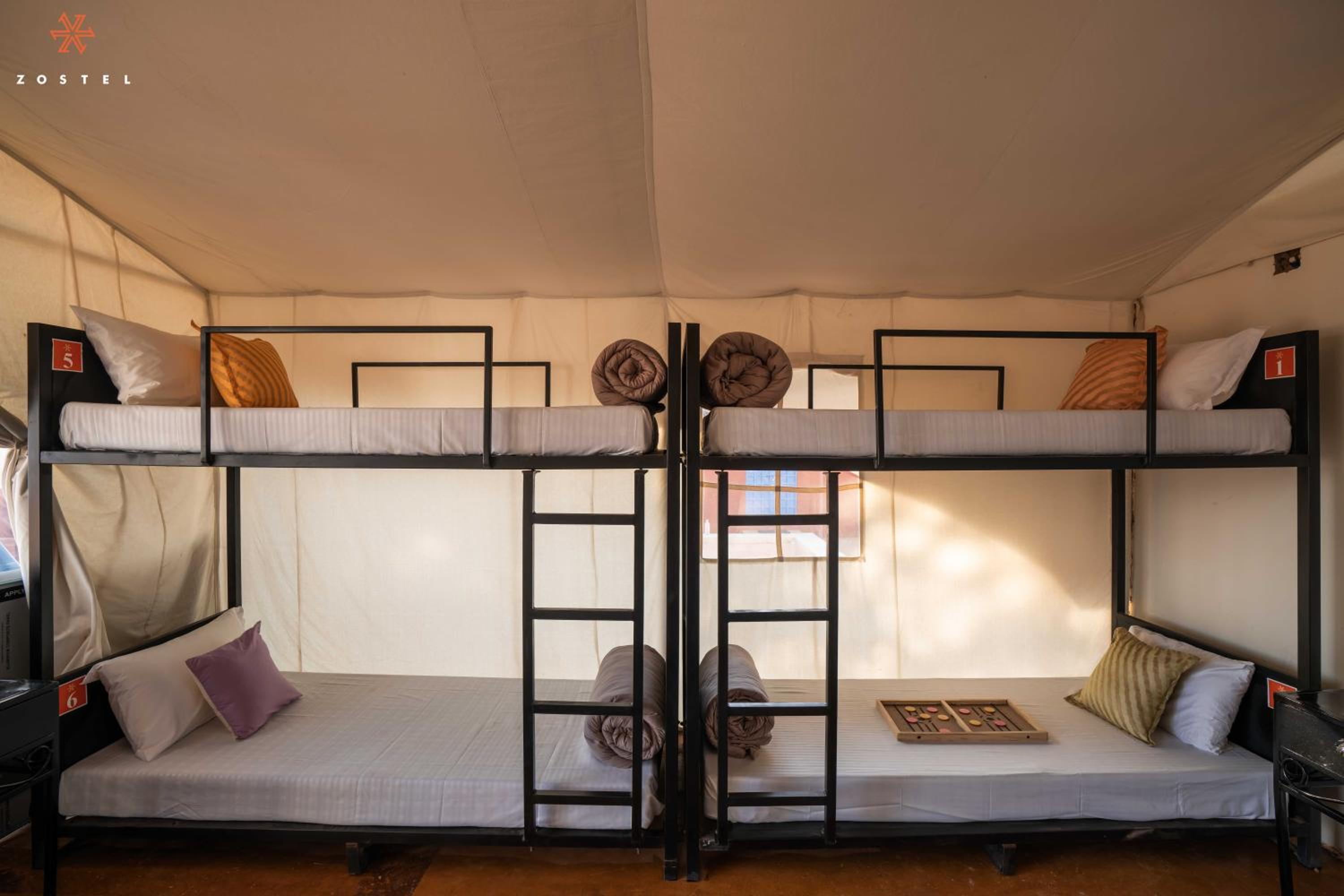 Bed in 8 Bed Female Dorm with a porch (Tent) photo 1