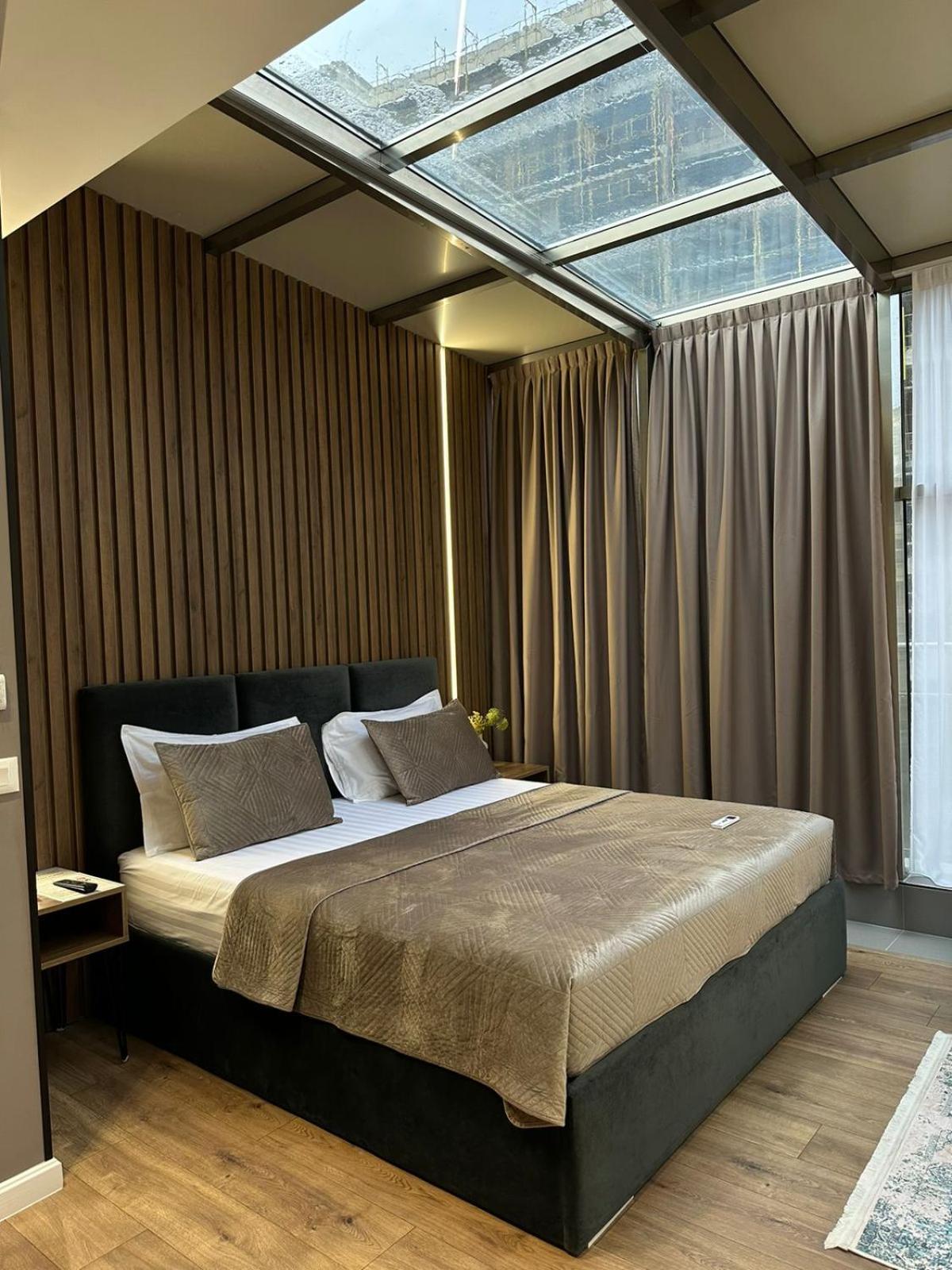 Deluxe Double or Twin Room with Balcony photo 1
