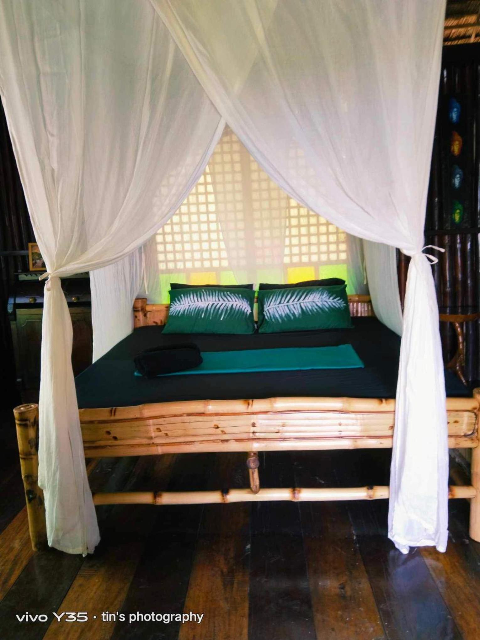 Deluxe Double Room with Balcony and Sea View - Photo 19