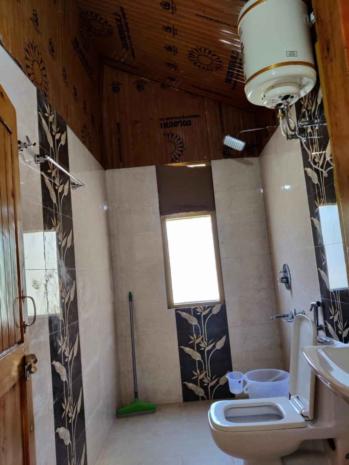 Deluxe Suite photo 3