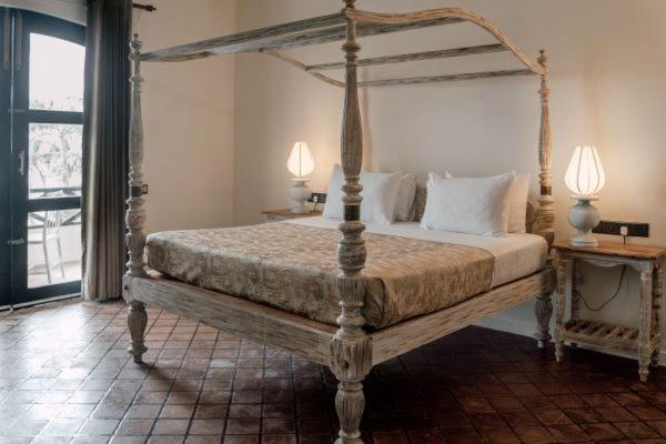 Deluxe Double Room with Balcony and Sea View photo 2