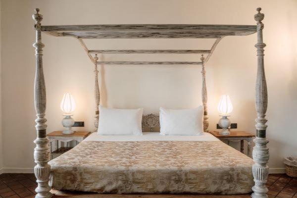 Deluxe Double Room with Balcony and Sea View photo 3