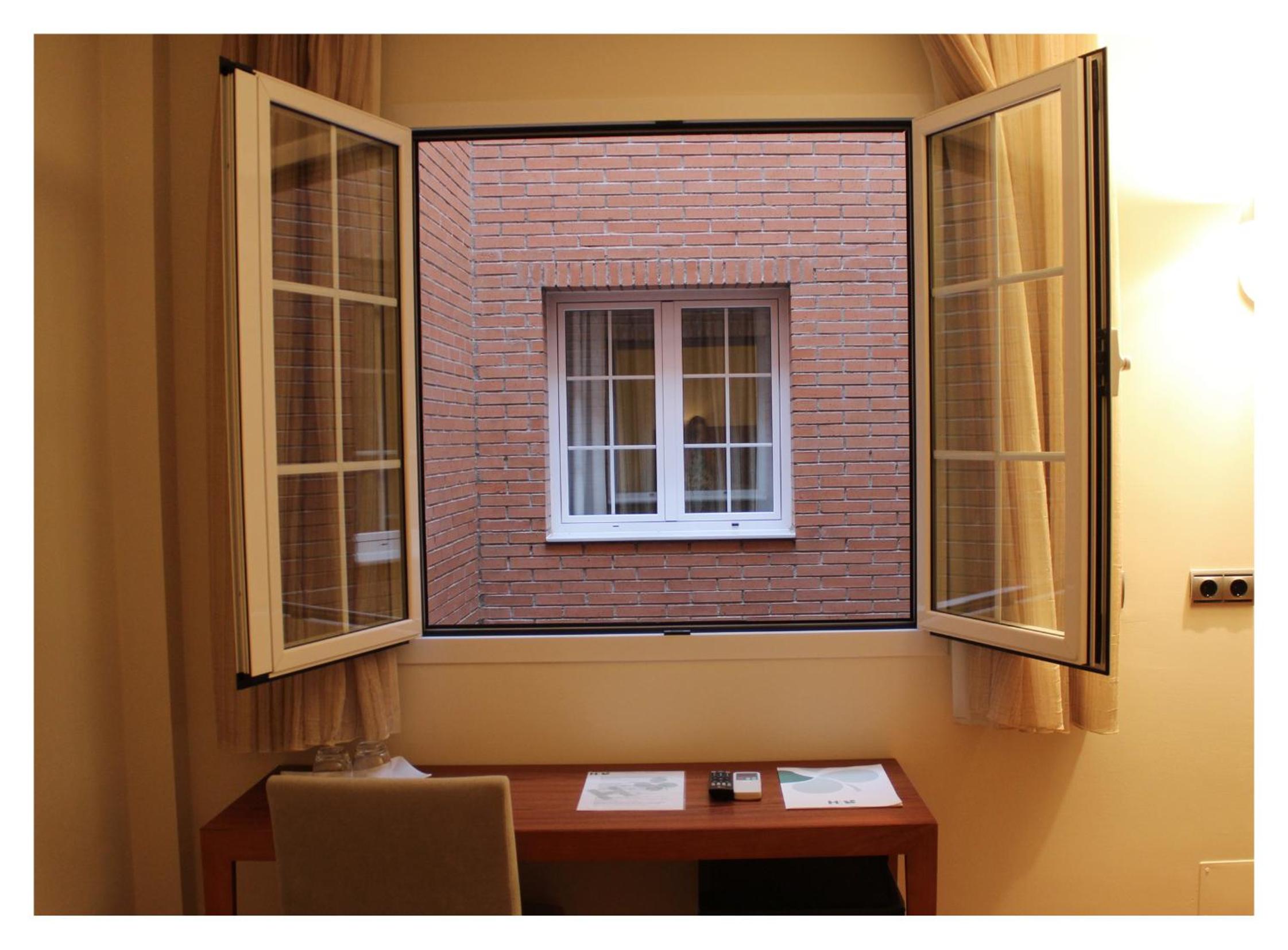 Interior Double or Twin Room photo 3