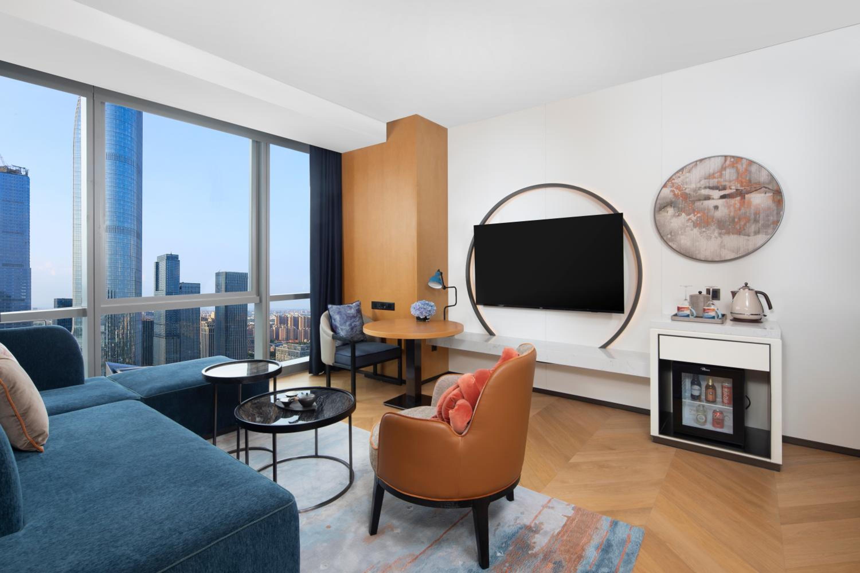 Suite with Lake View