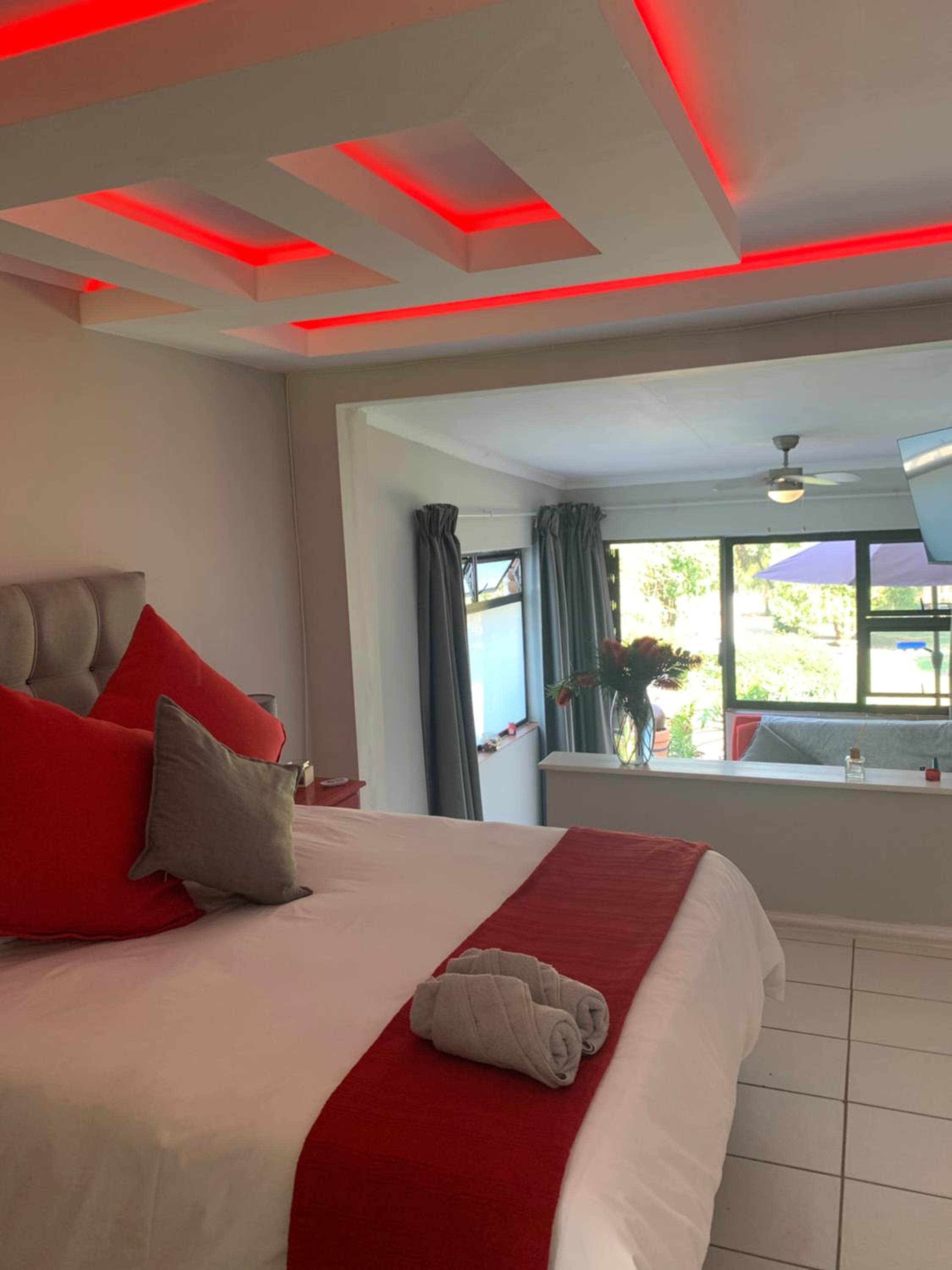 Deluxe Queen Room