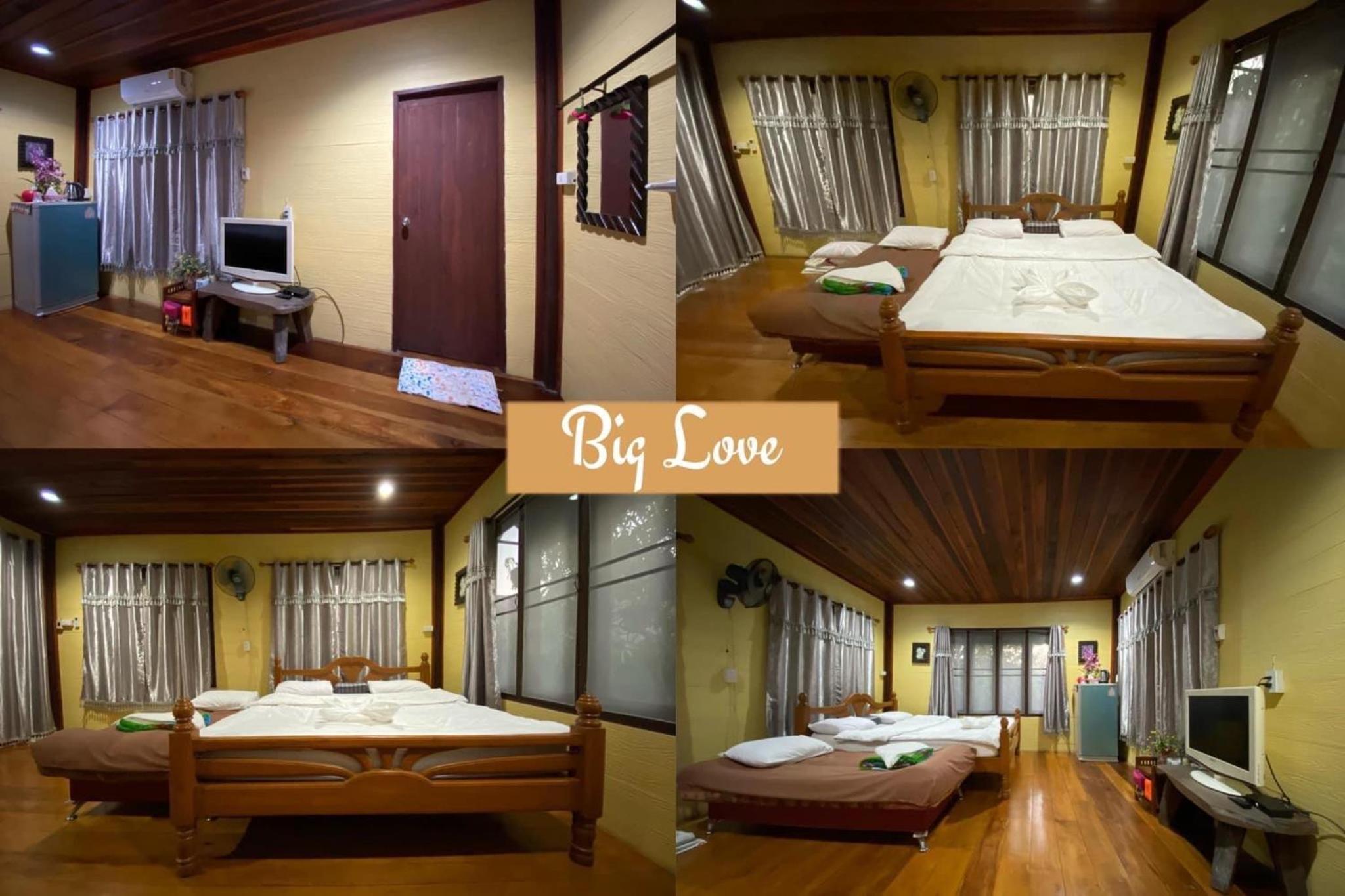 Deluxe King Room - Photo 1