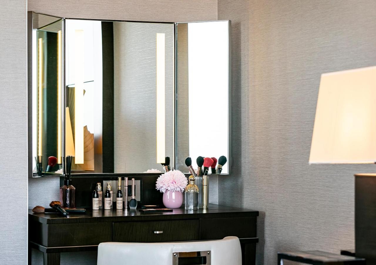 King Tower Suite thumbnail 5