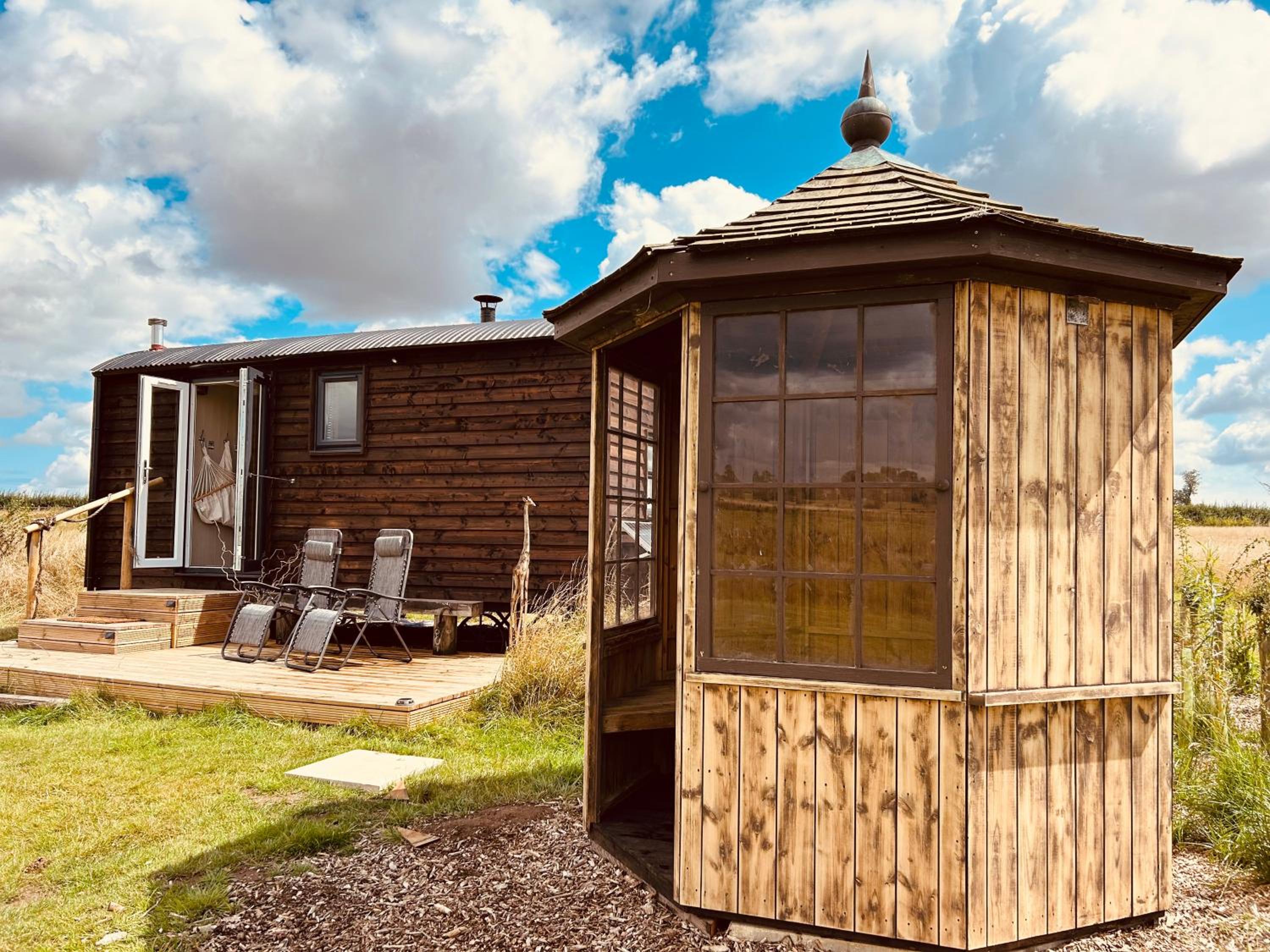 Mobile Home photo 2