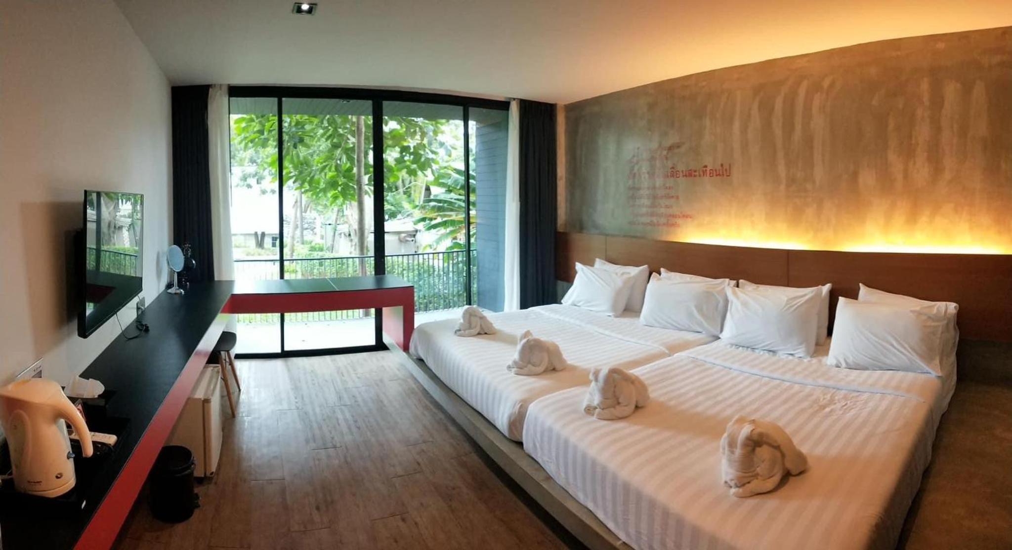 Deluxe Suite