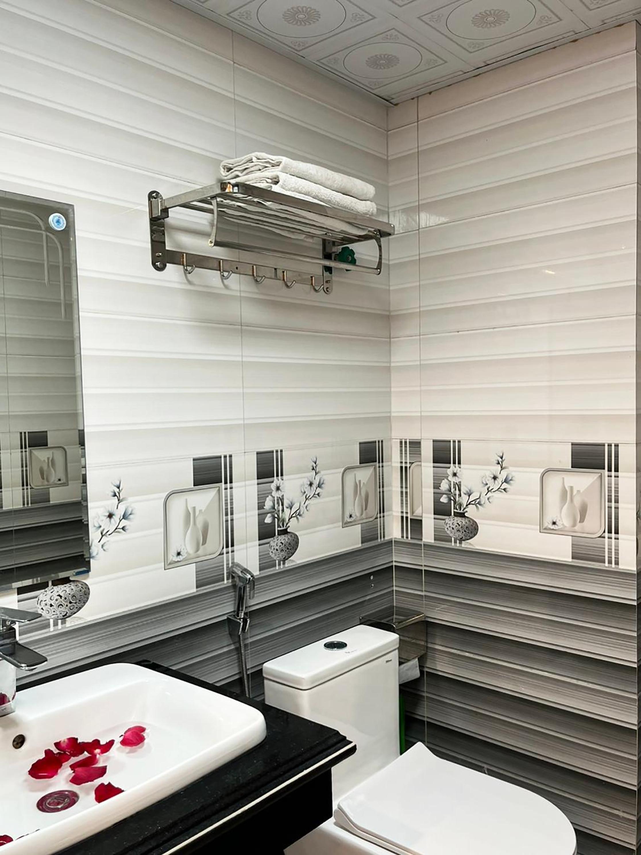 Superior Twin Room with Garden View - Photo 6