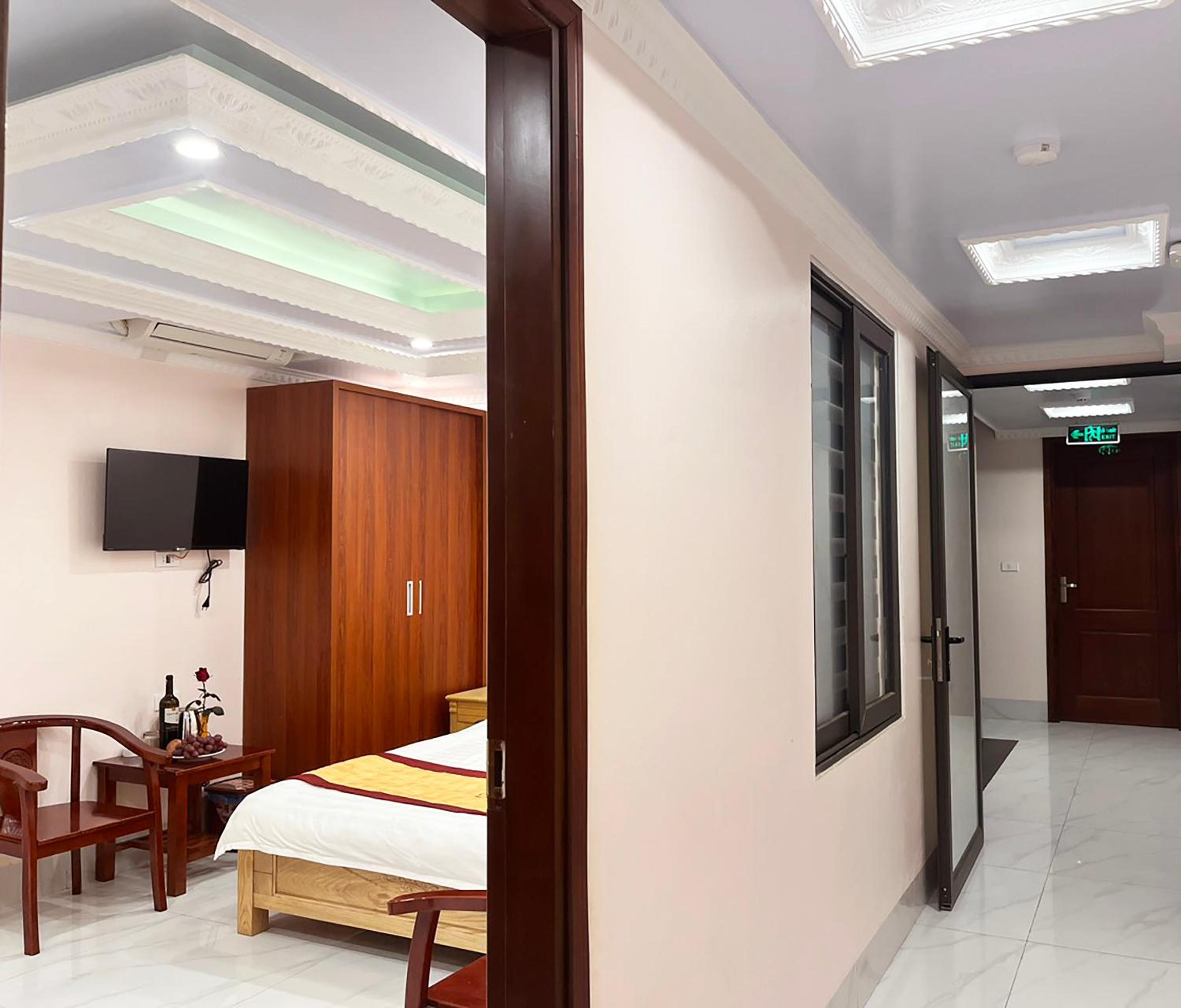 Standard Queen Room - Photo 6