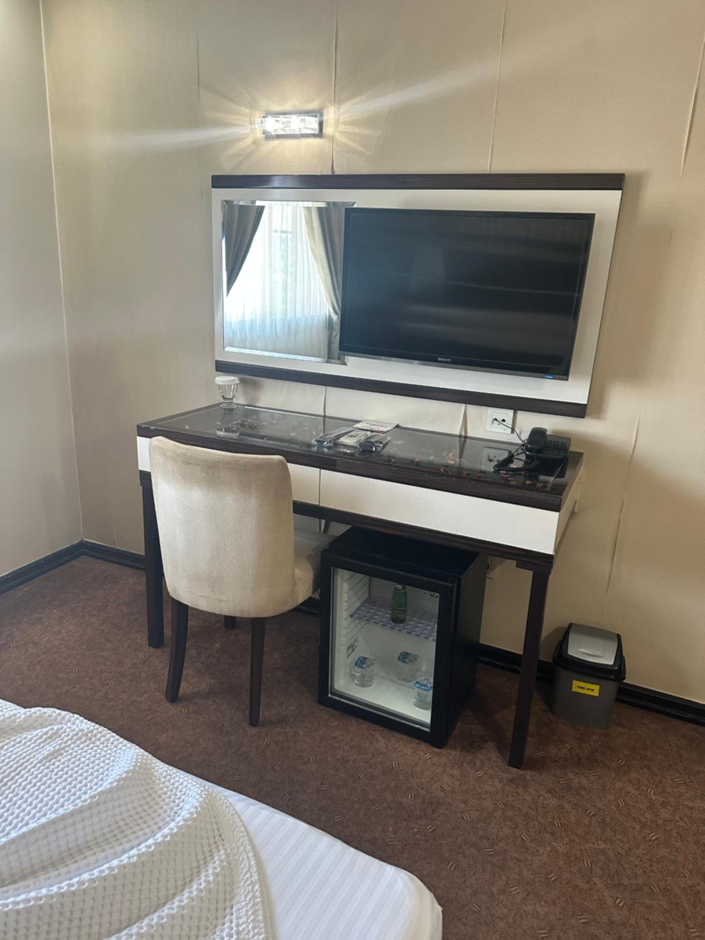 Standard Double or Twin Room photo 1