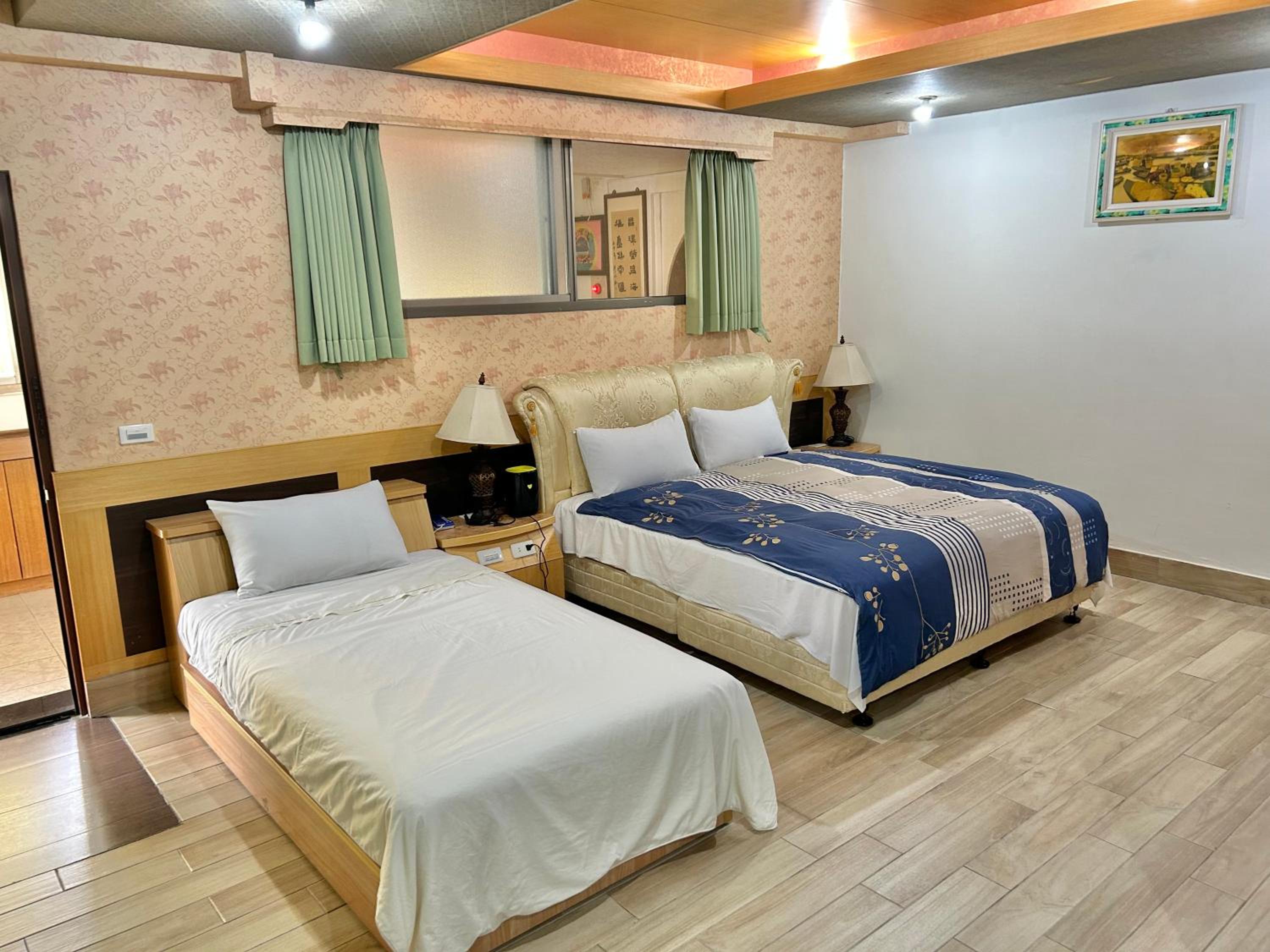 Triple Room with Private Bathroom photo 1