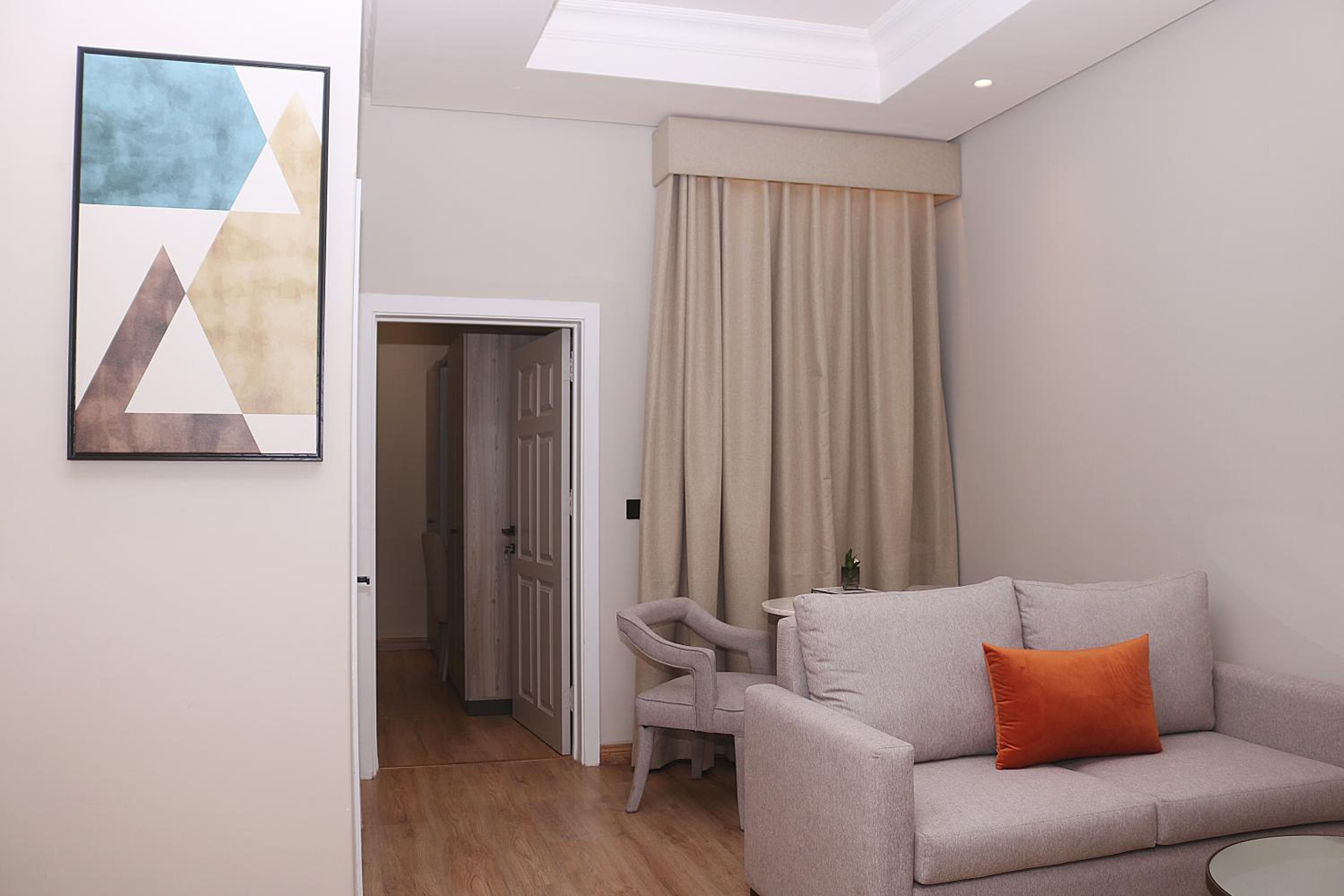 King Room with Roll-In Shower - Disability Access photo 1
