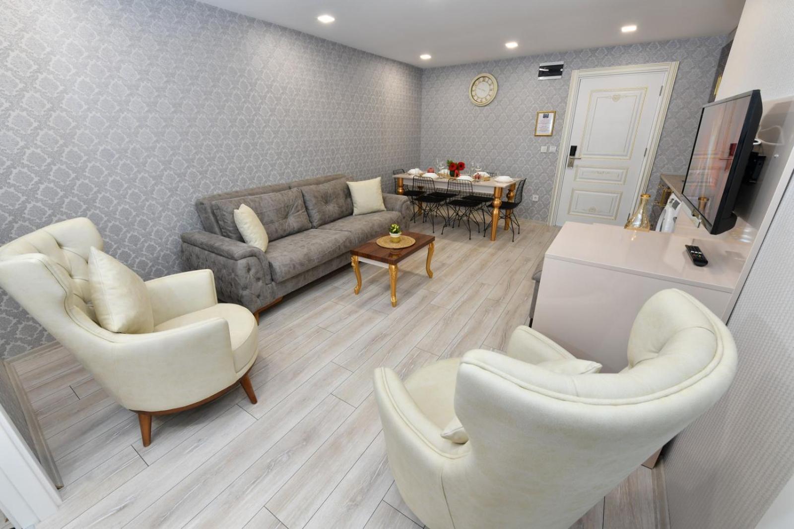 Superior Suite photo 2