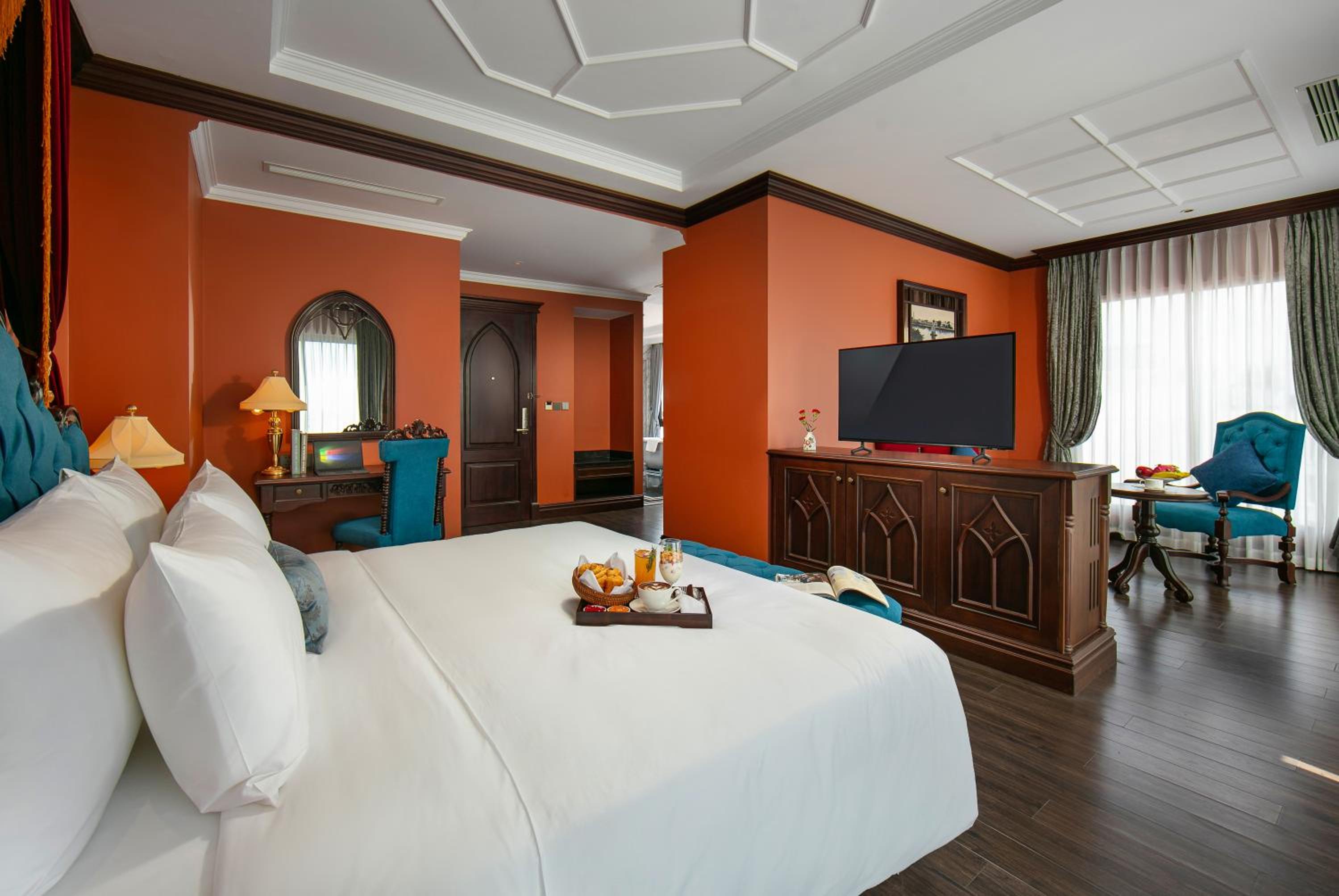 Suite with Terrace photo 2