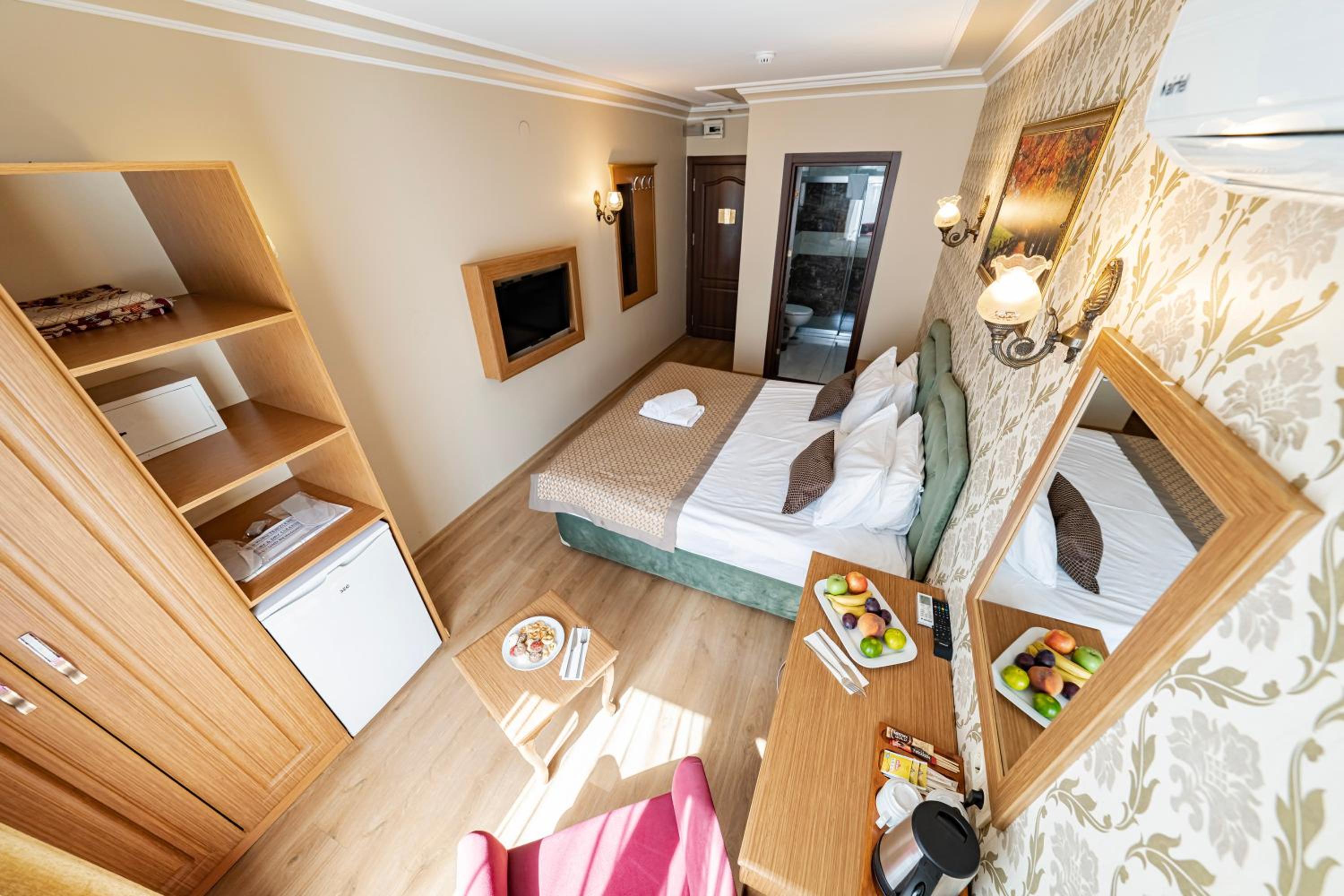 Single Room with Bathroom