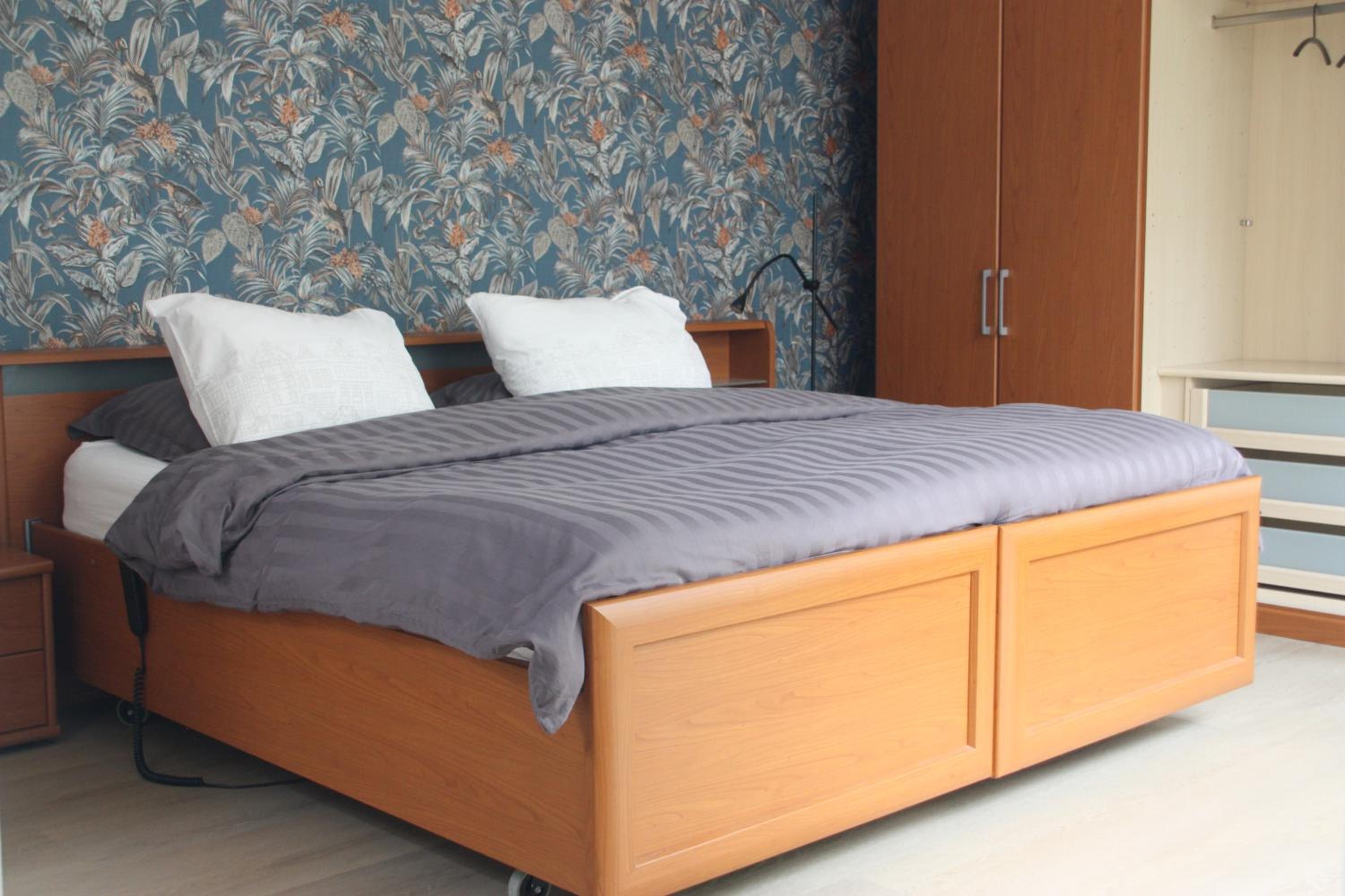 Deluxe King Room - Photo 1